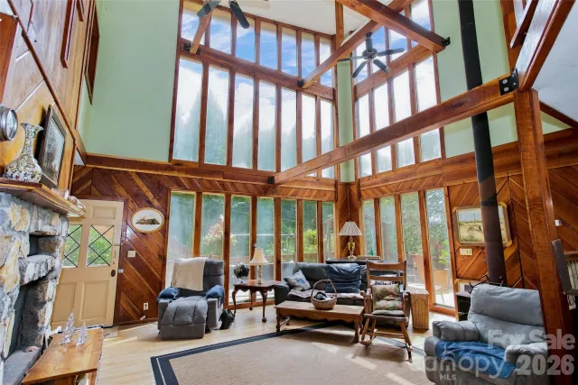 118 Marys Way, Marshall, NC, 28753