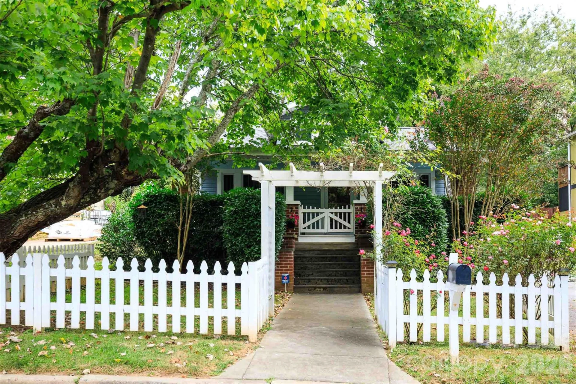 54 Belmont Avenue - Photo 37