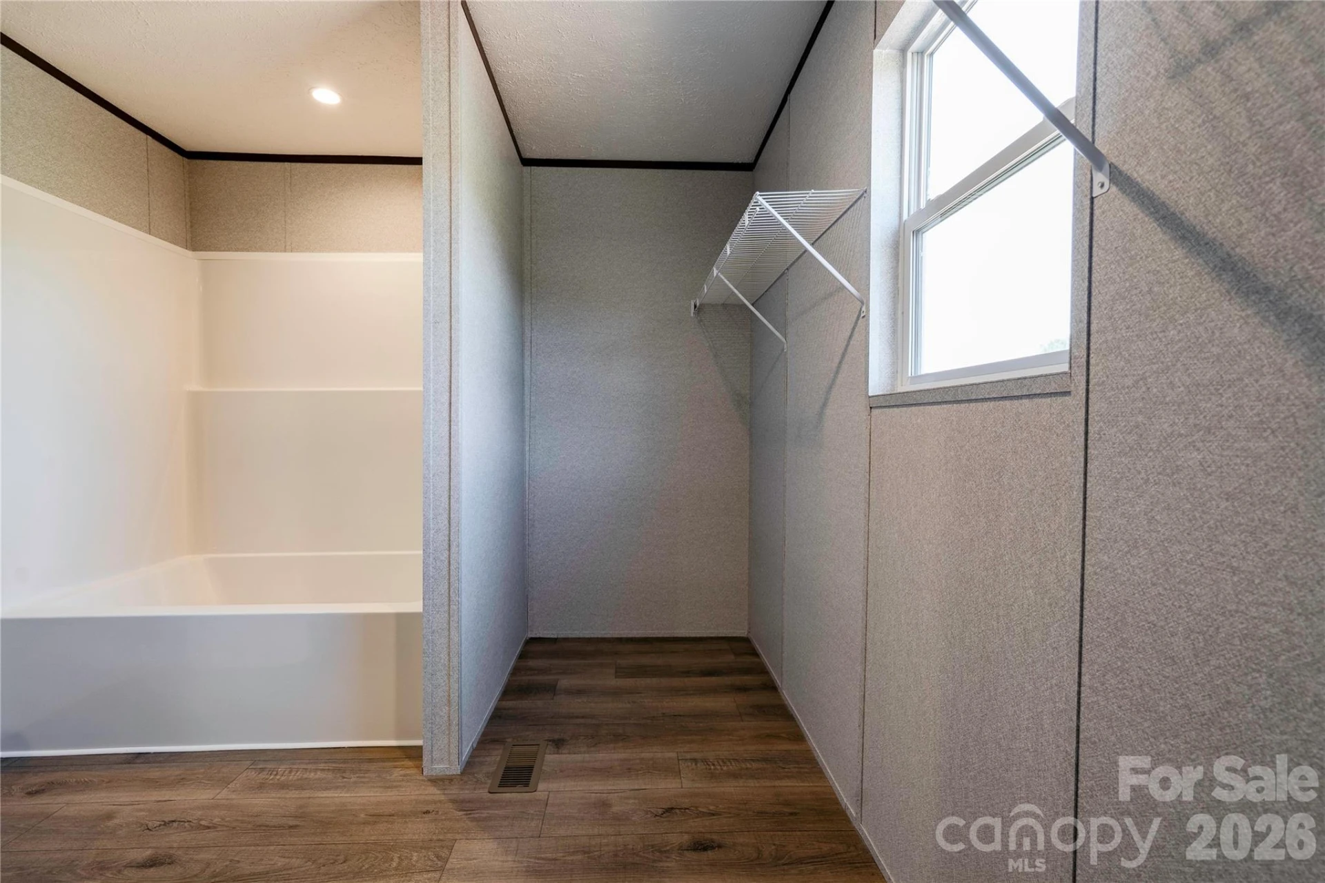 453 Thompson Road - Photo 19