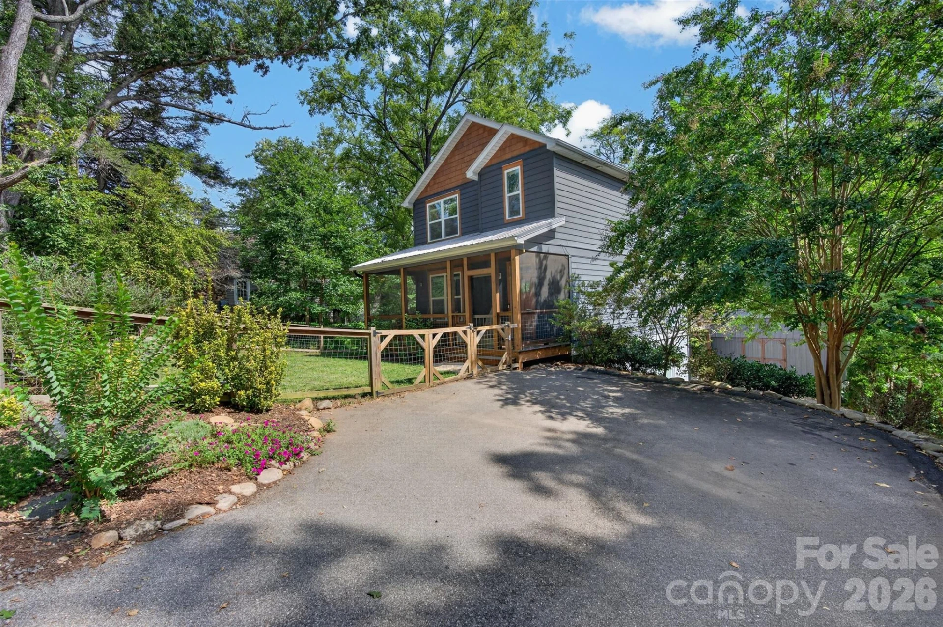 134 Shelburne Road - Photo 4