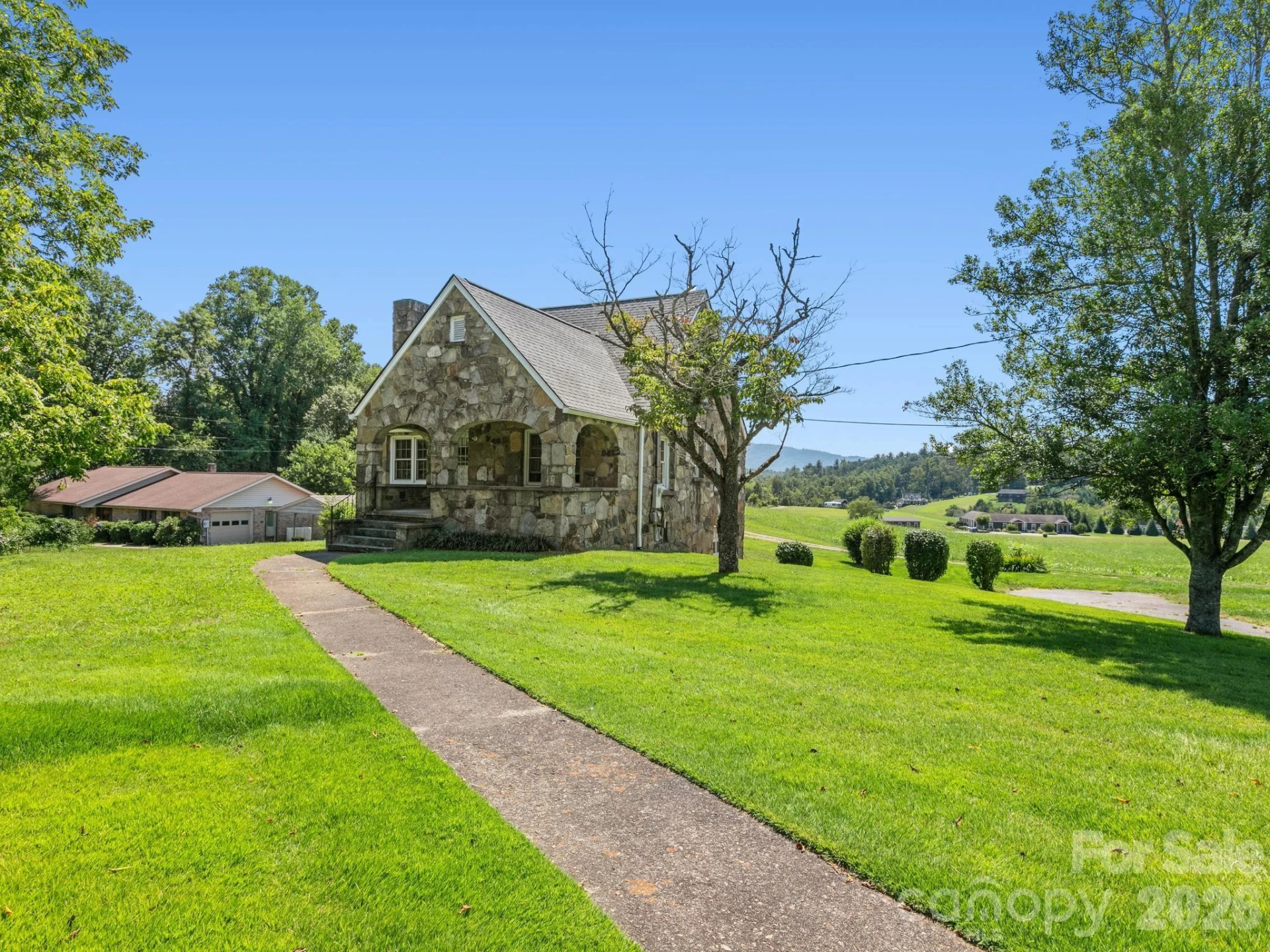 1279 Charlotte Highway - Photo 2