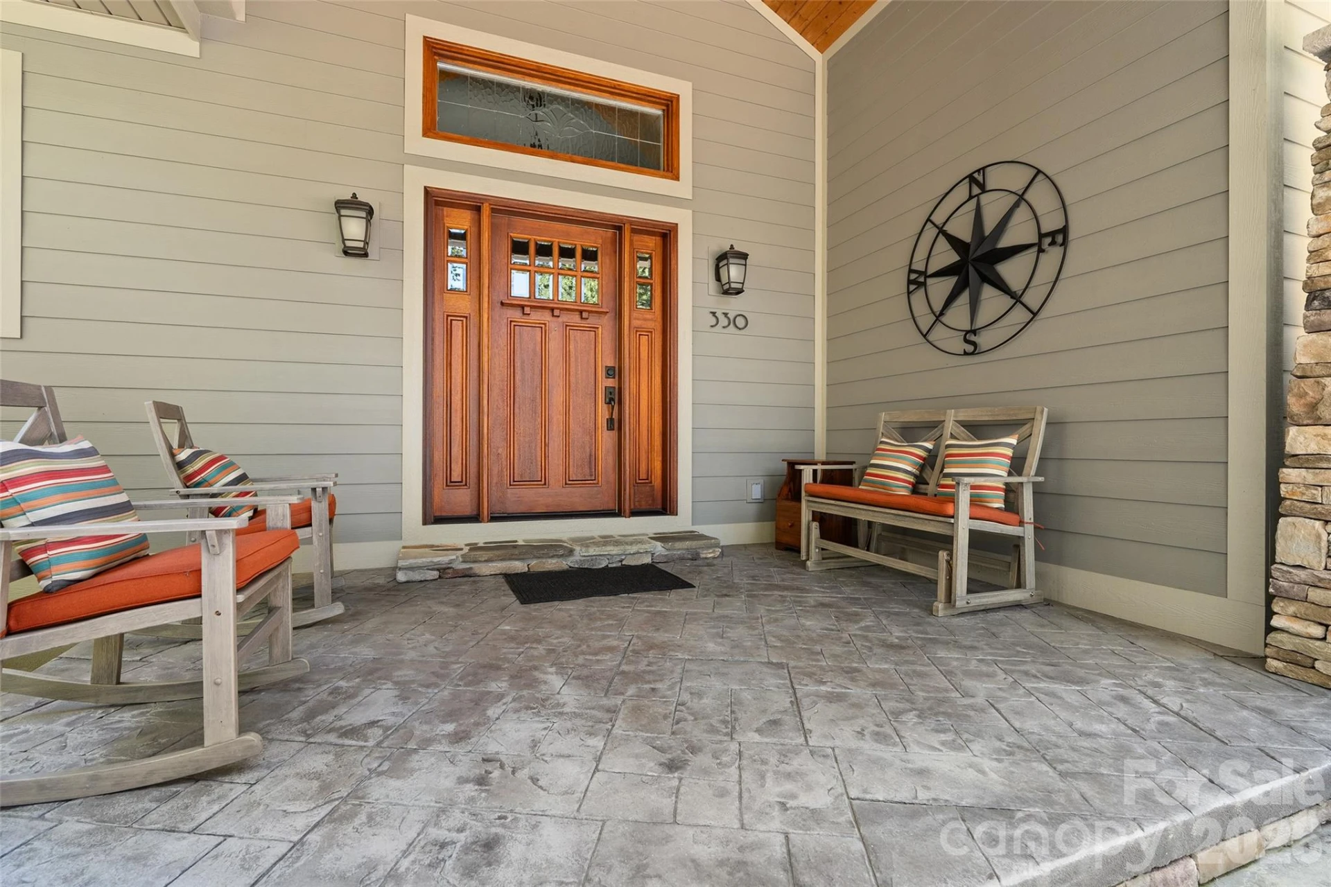 330 Sanctuary Drive - Photo 3