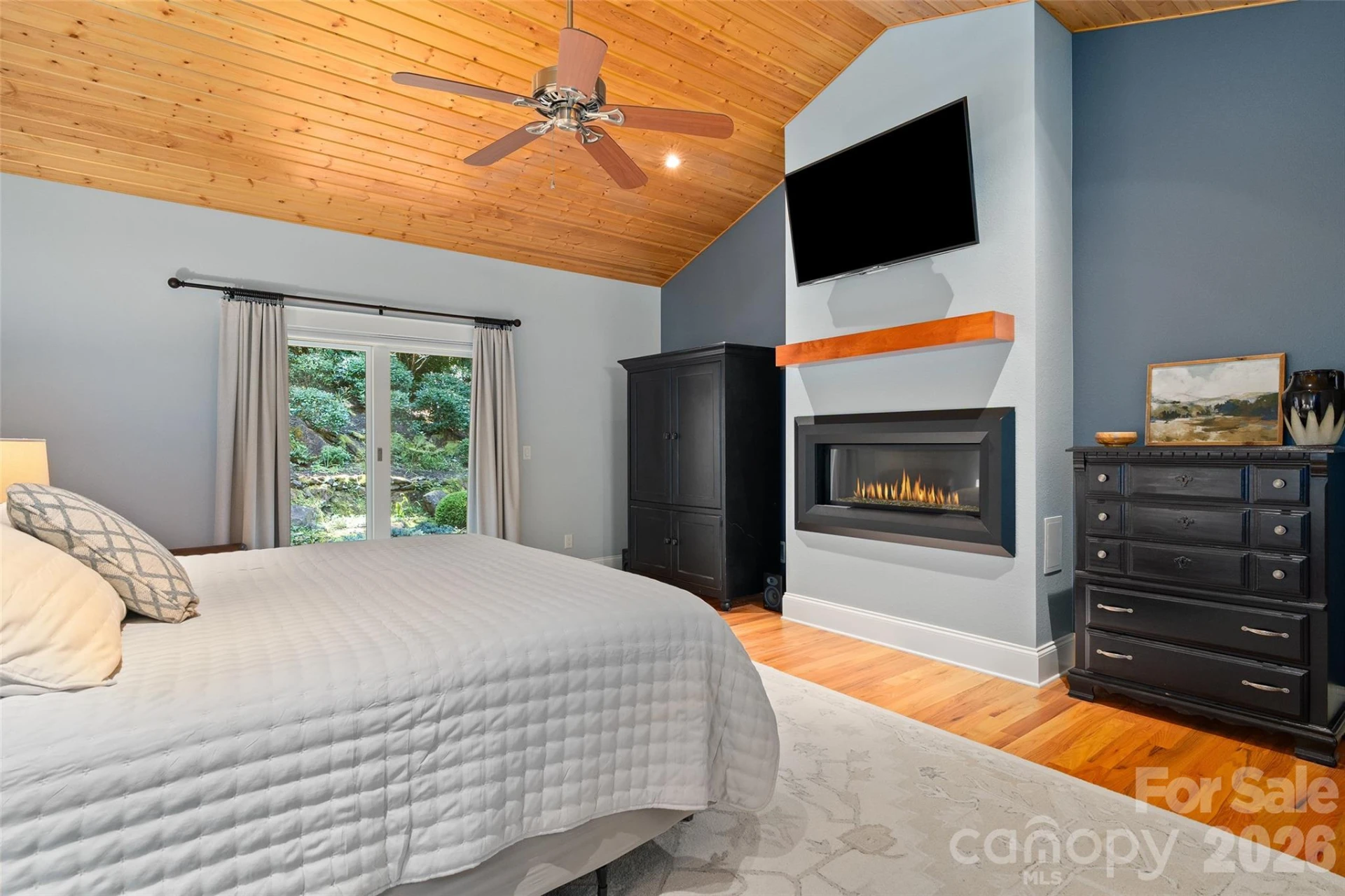 330 Sanctuary Drive - Photo 12