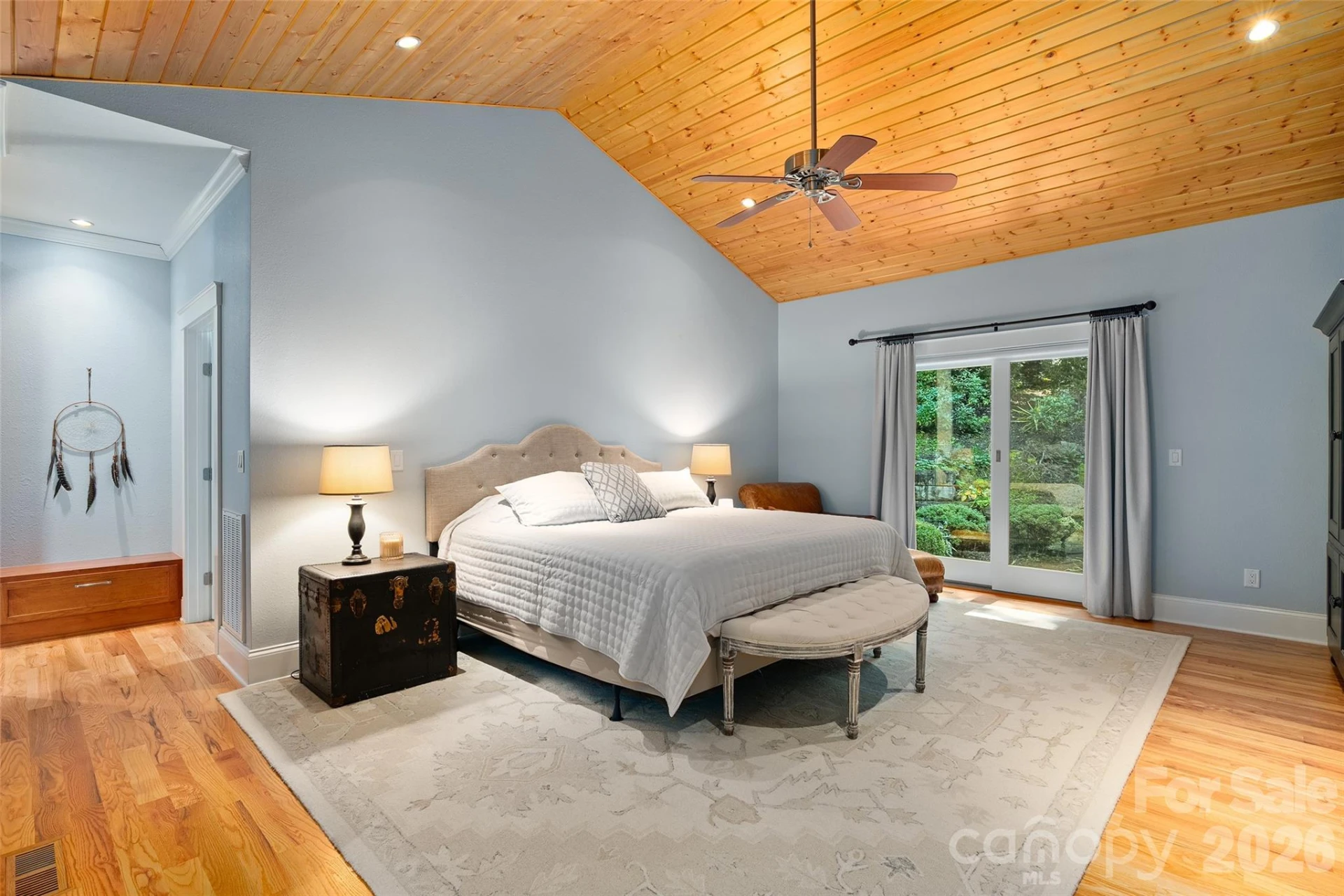 330 Sanctuary Drive - Photo 14