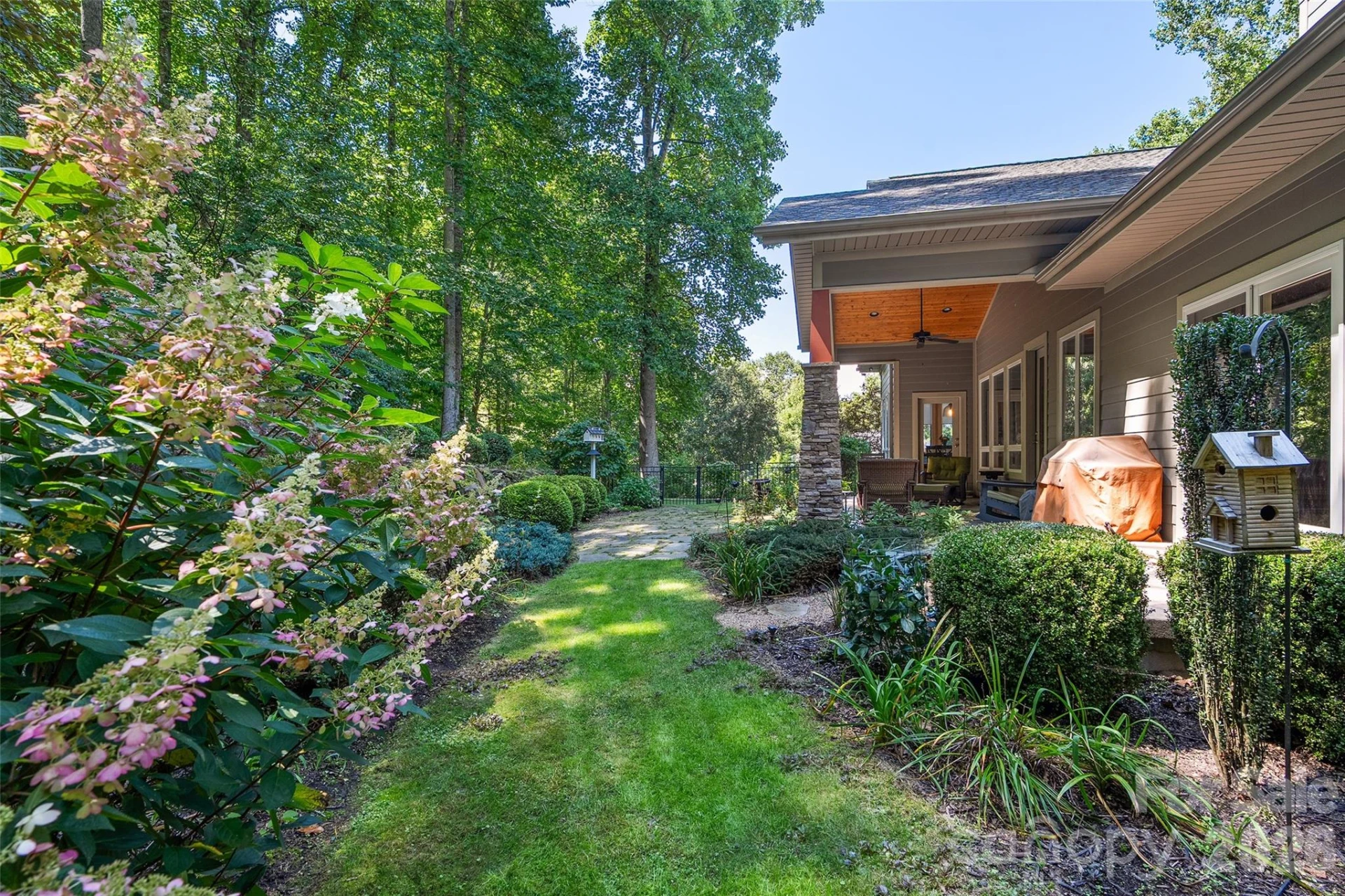 330 Sanctuary Drive - Photo 36