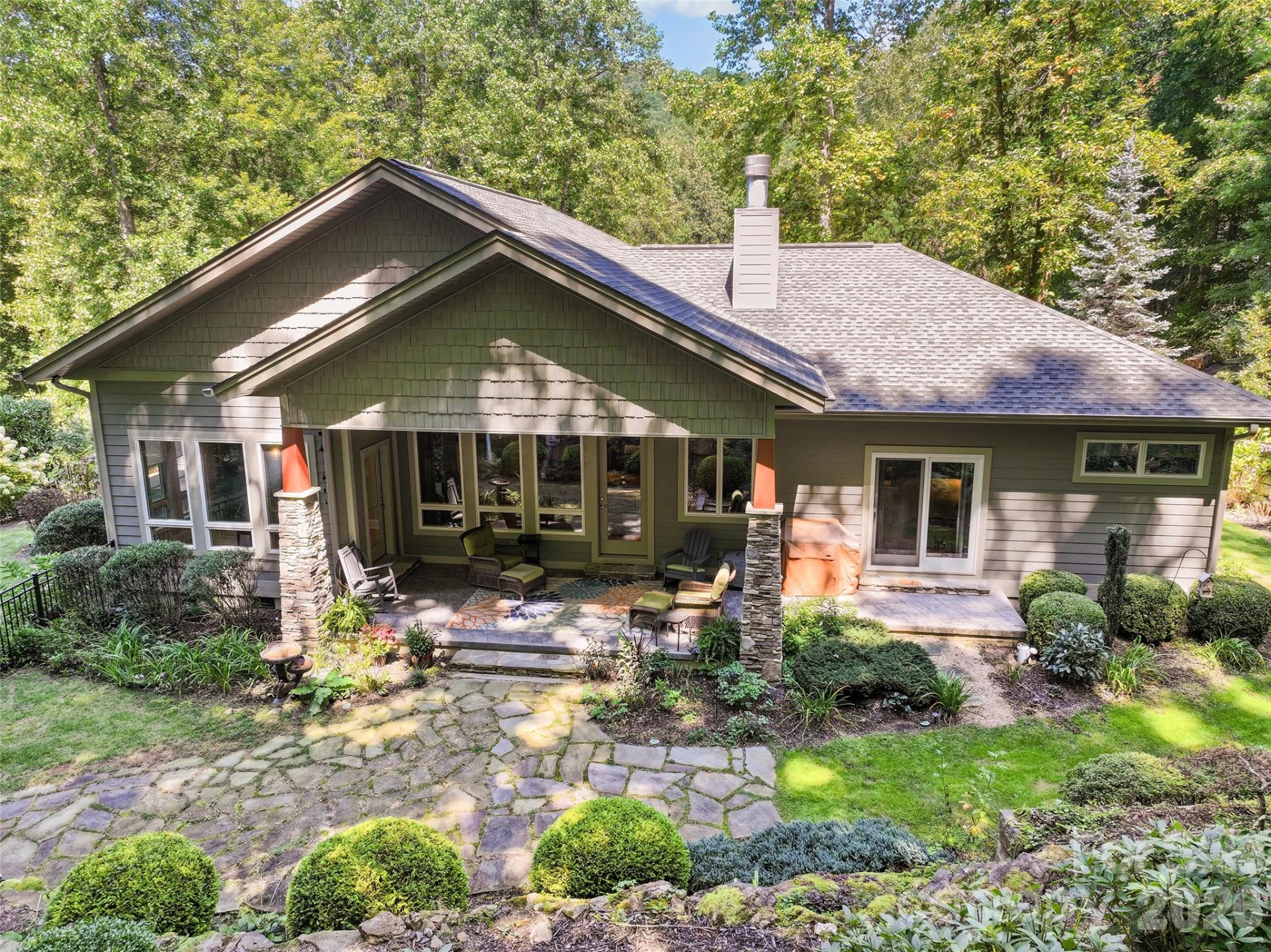 330 Sanctuary Drive - Photo 40