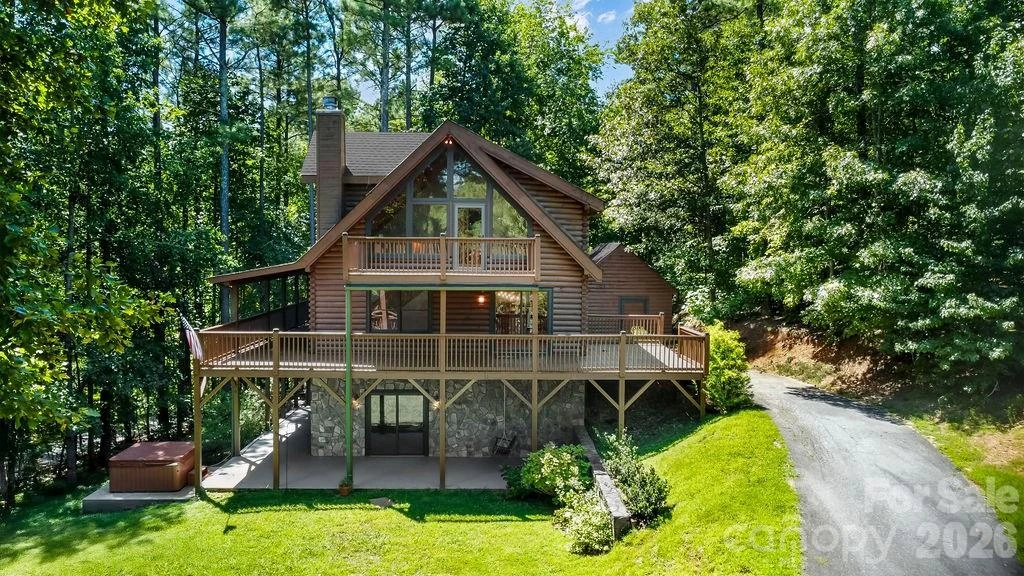 447 Hidden Lake Parkway - Photo 3