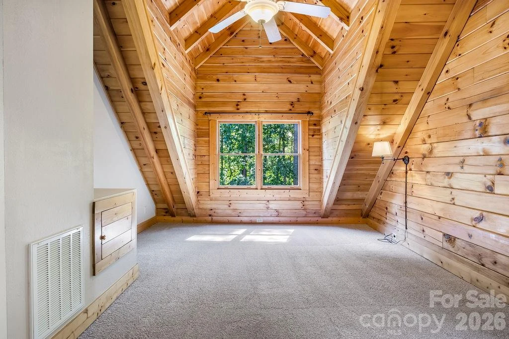 447 Hidden Lake Parkway - Photo 22