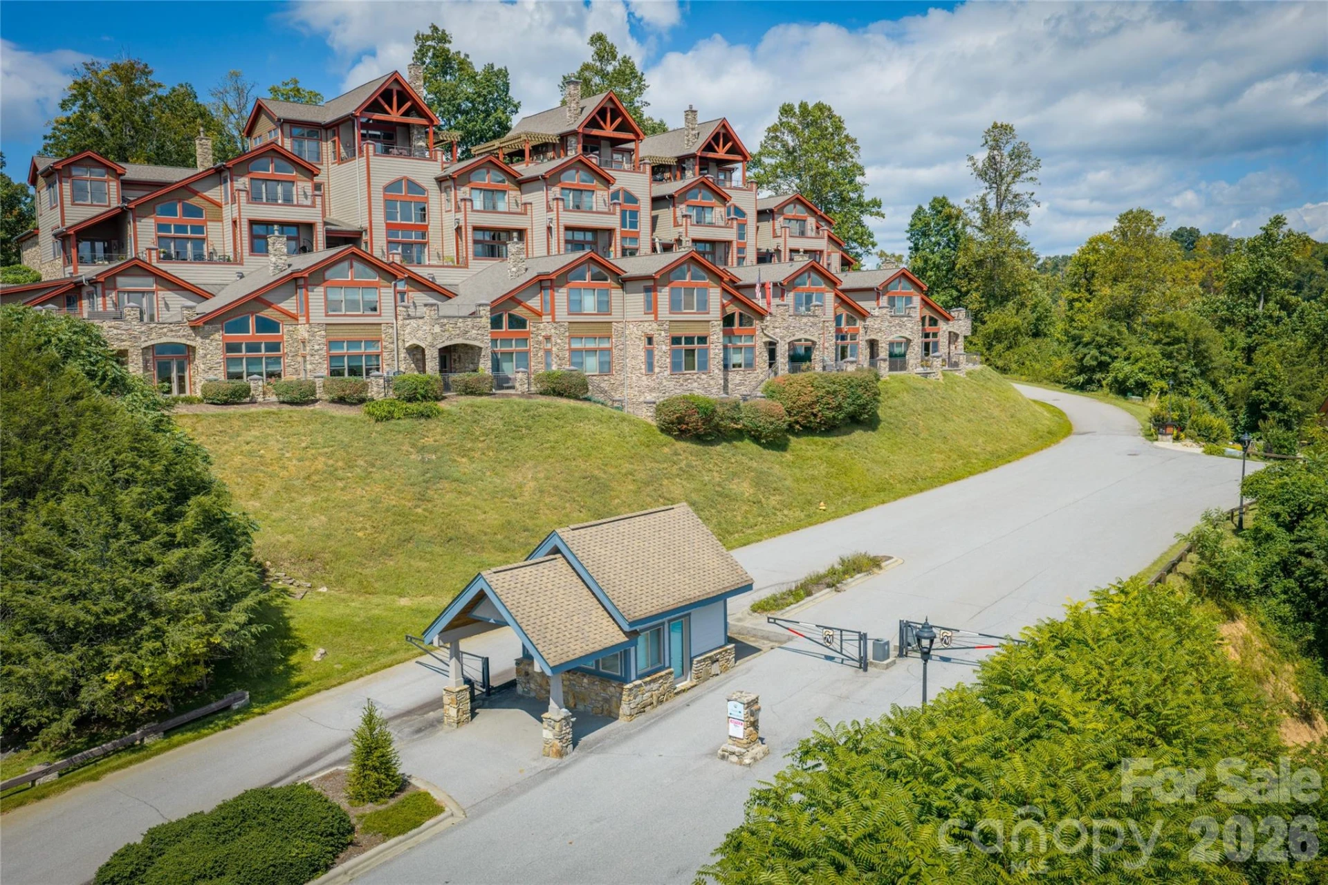 4 Chimney Crest Drive #J - Photo 33