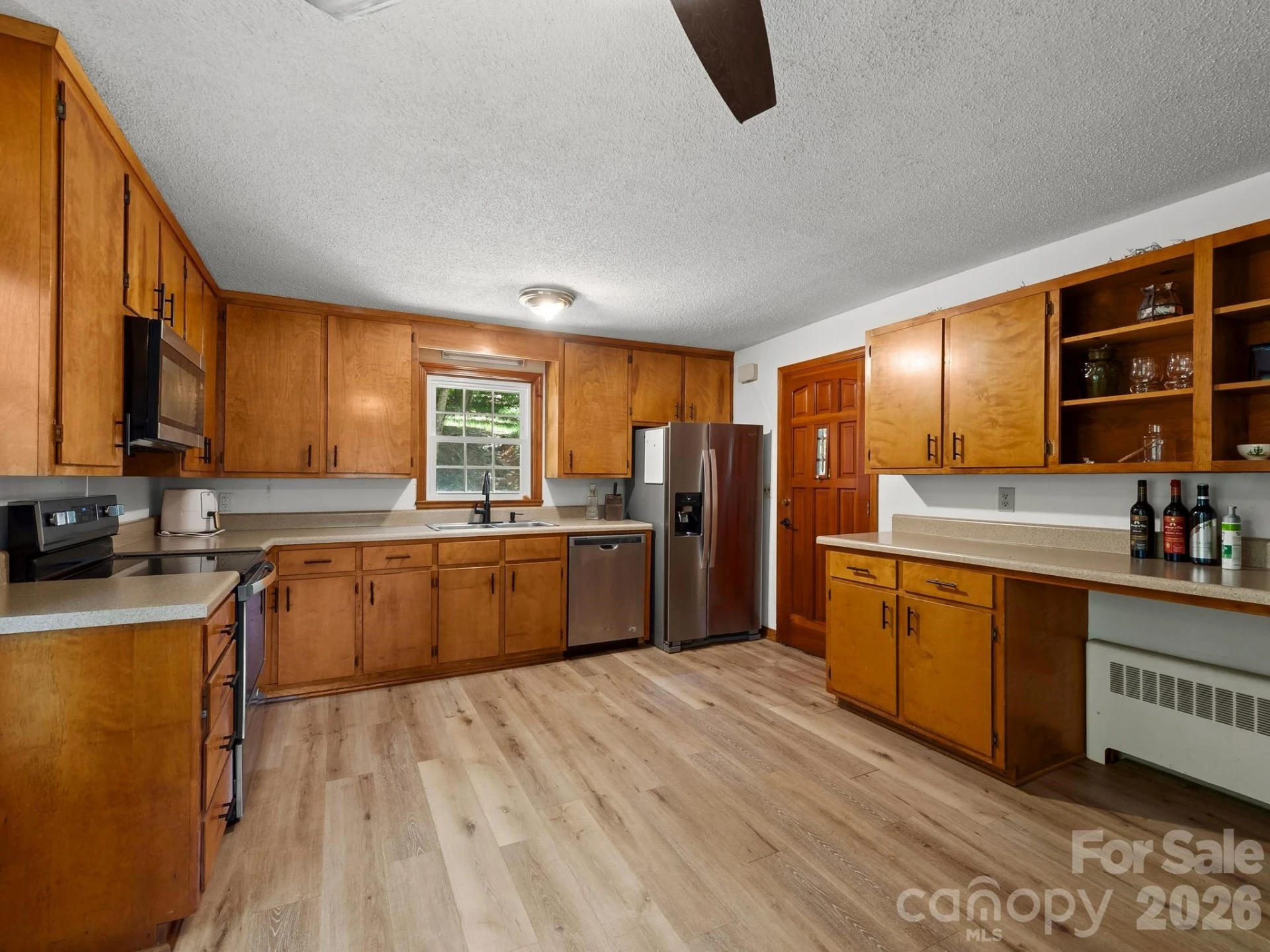 689 S Trade Street - Photo 6