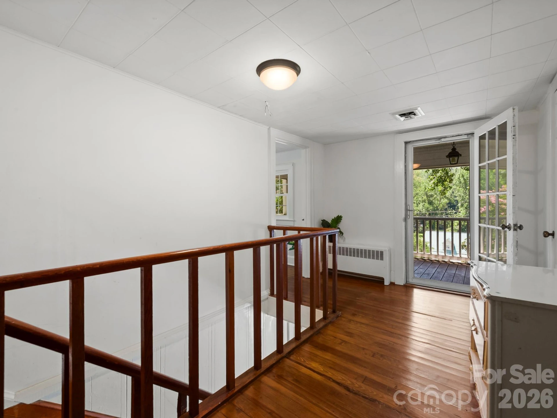 689 S Trade Street - Photo 14