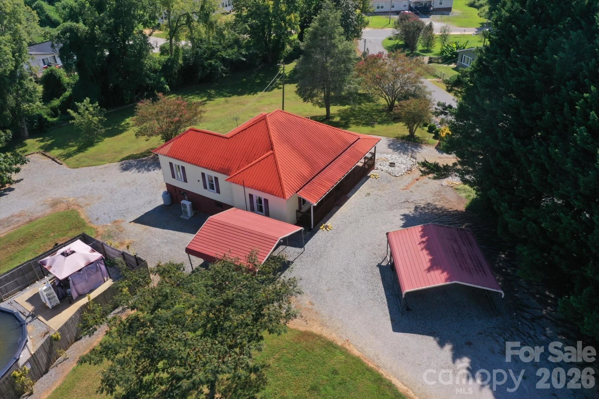 466 Miller Avenue - Photo 2