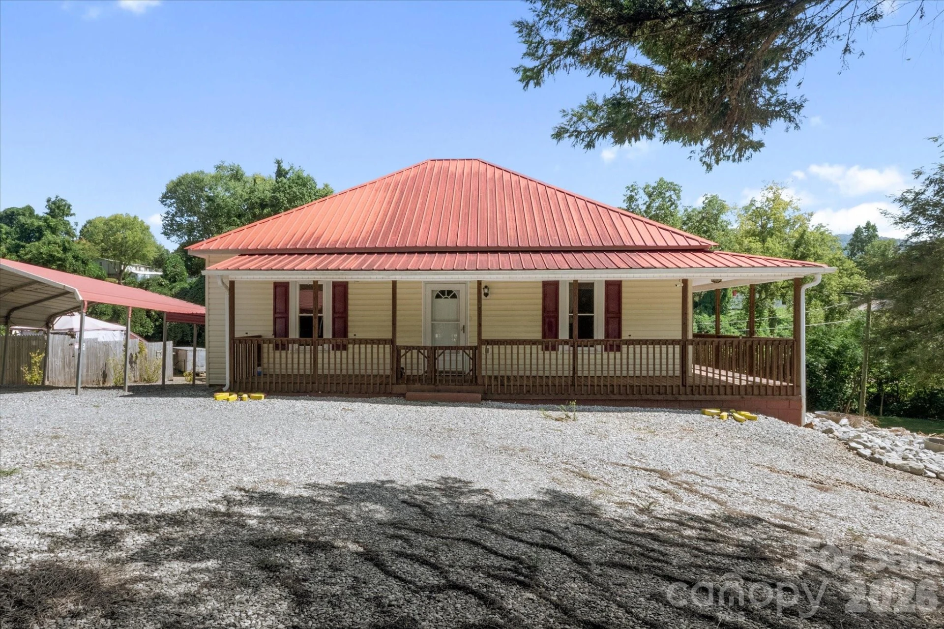 466 Miller Avenue - Photo 3
