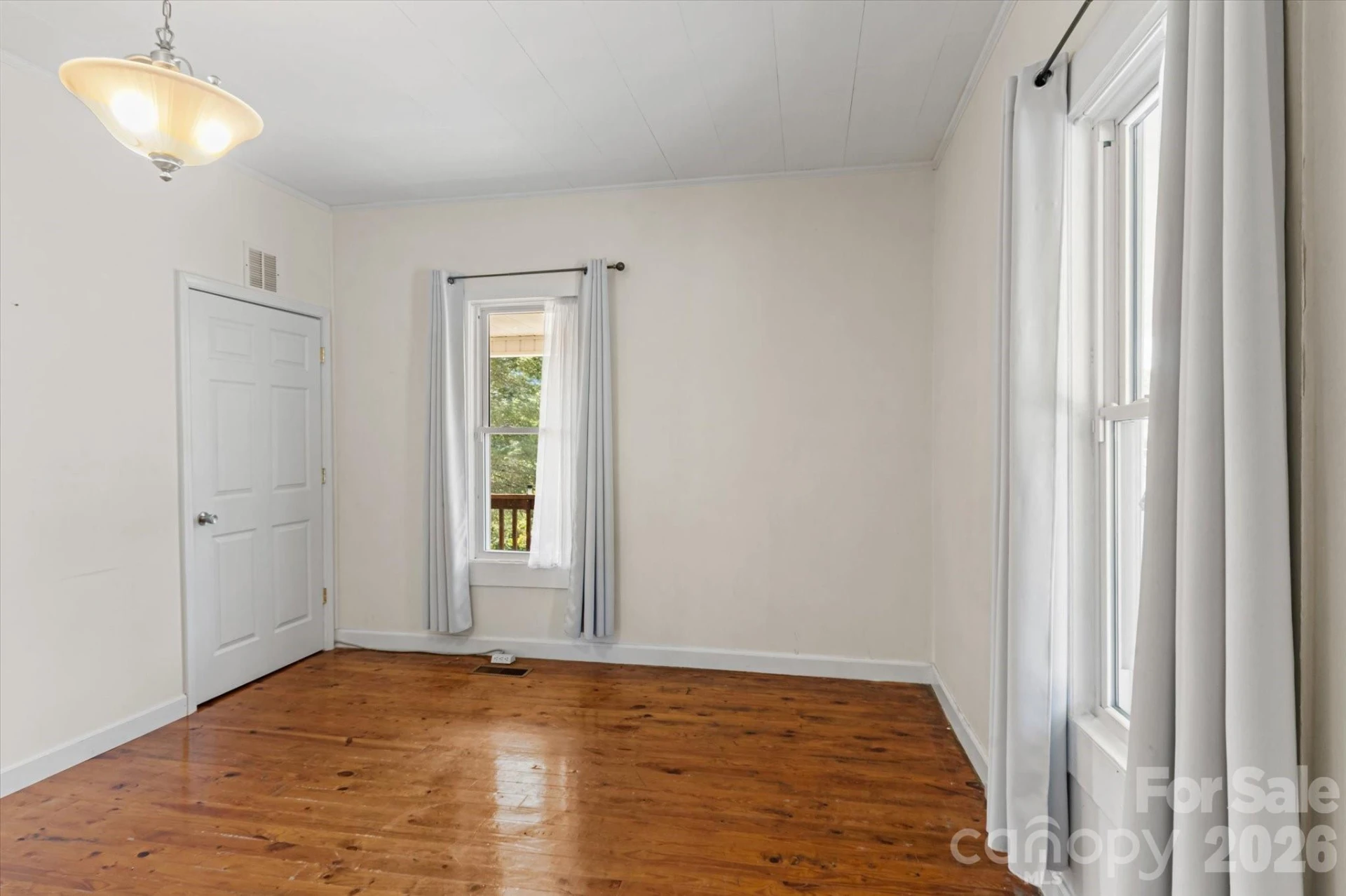 466 Miller Avenue - Photo 8