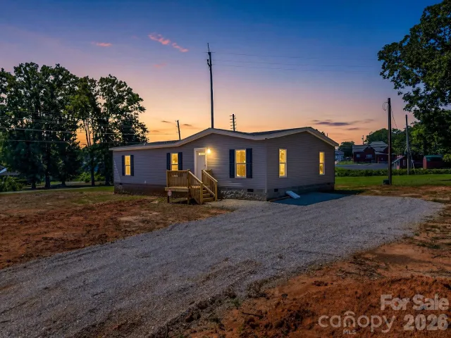 276 Mulberry Street, Forest City, NC, 28043