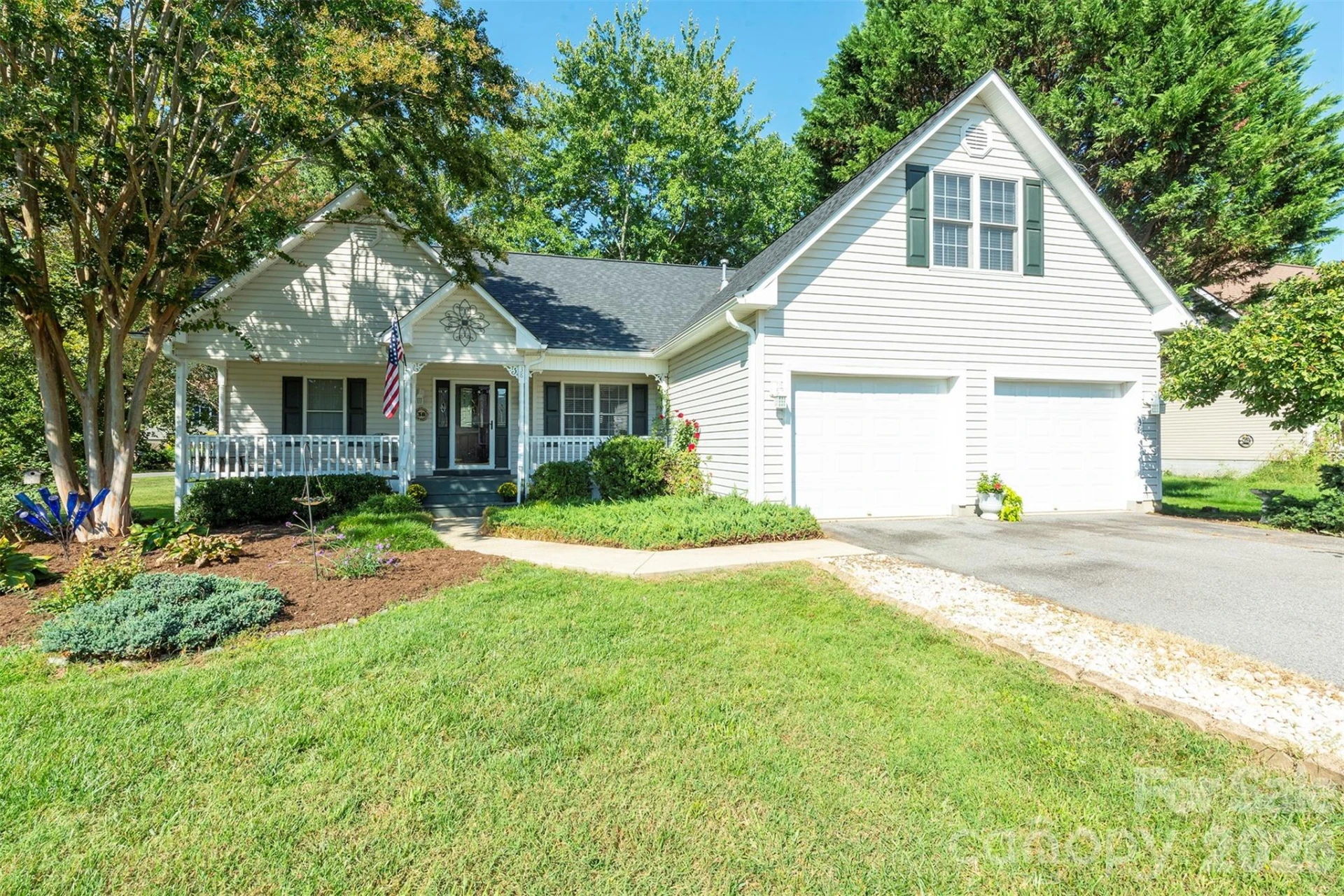 38 Eden Glen Road - Photo 3