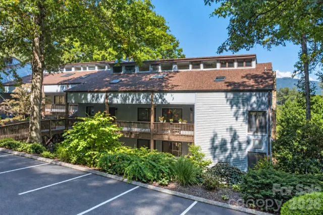 87 Willow Road, Waynesville, NC, 28786