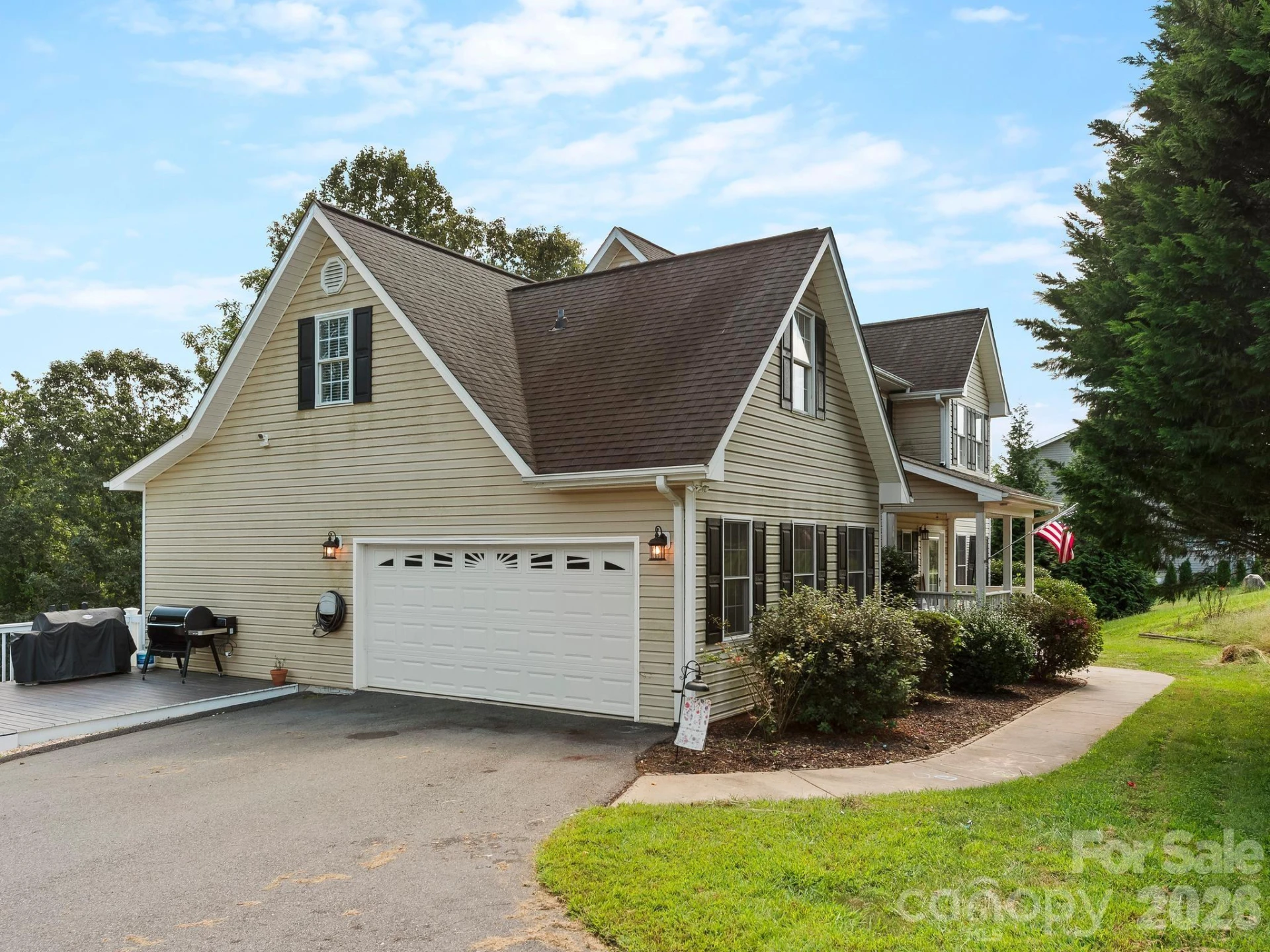 66 Azalea Drive - Photo 2