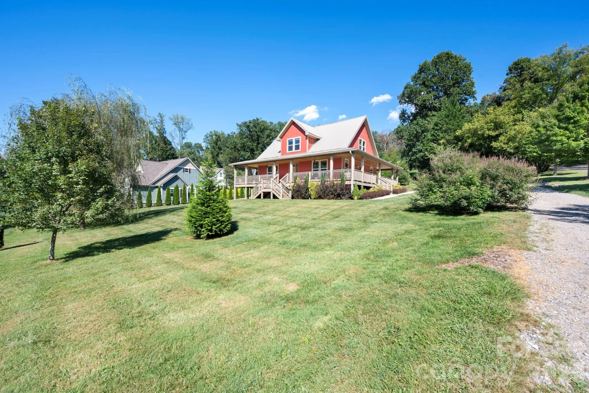 8 W Haven Lane - Photo 2