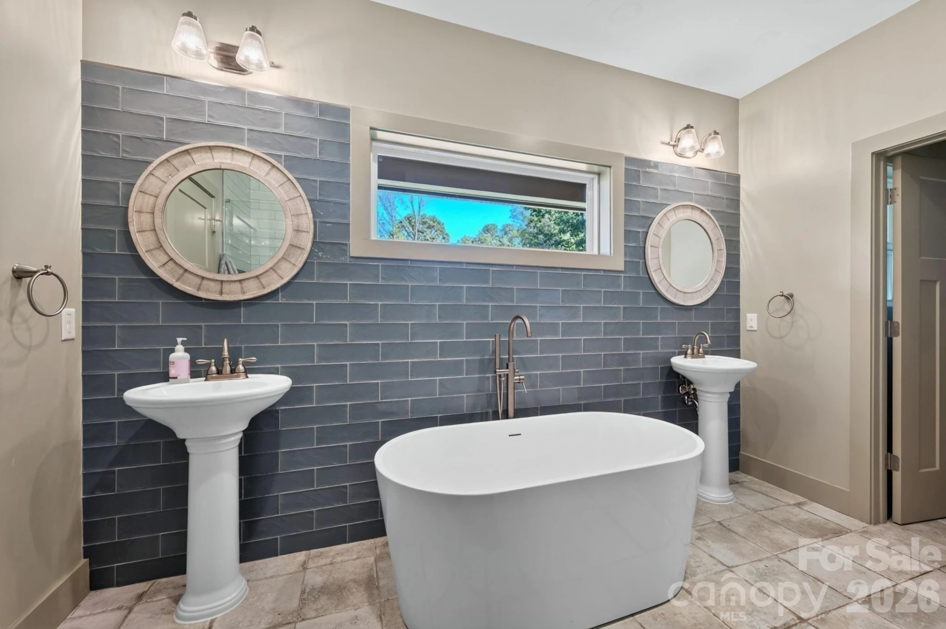 8 W Haven Lane - Photo 14