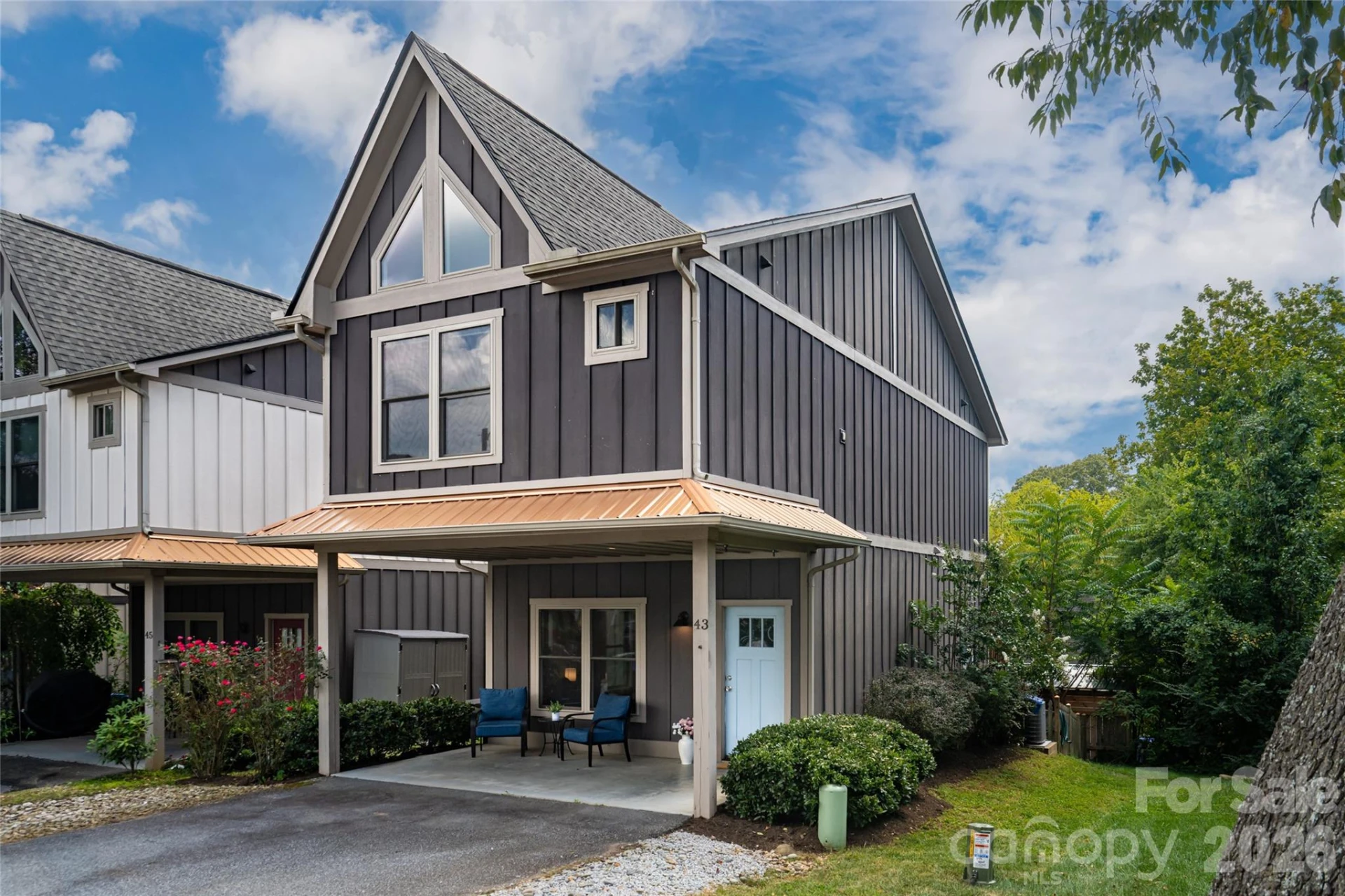 43 Burk Street - Photo 2