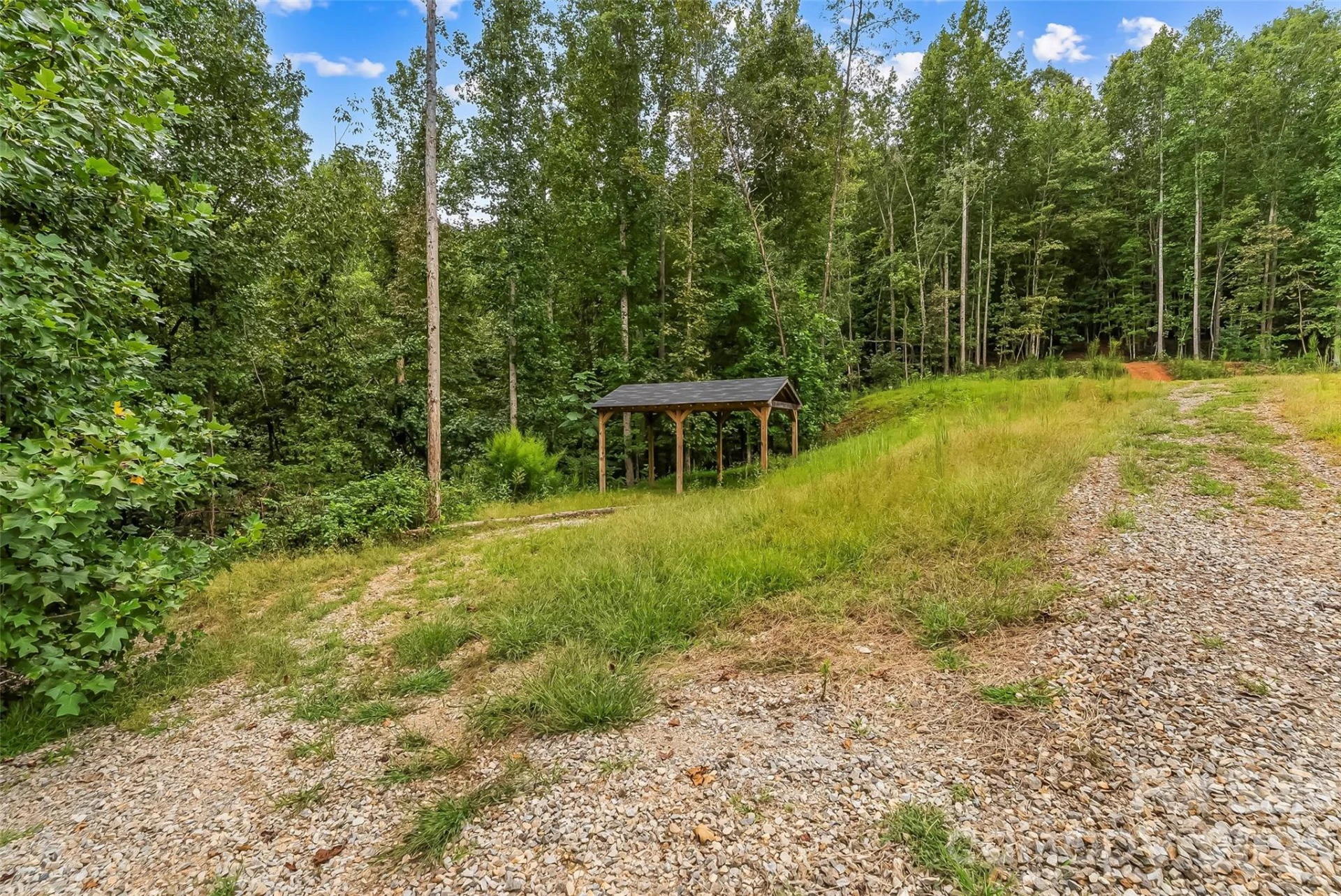 101 Jill Drive - Photo 2
