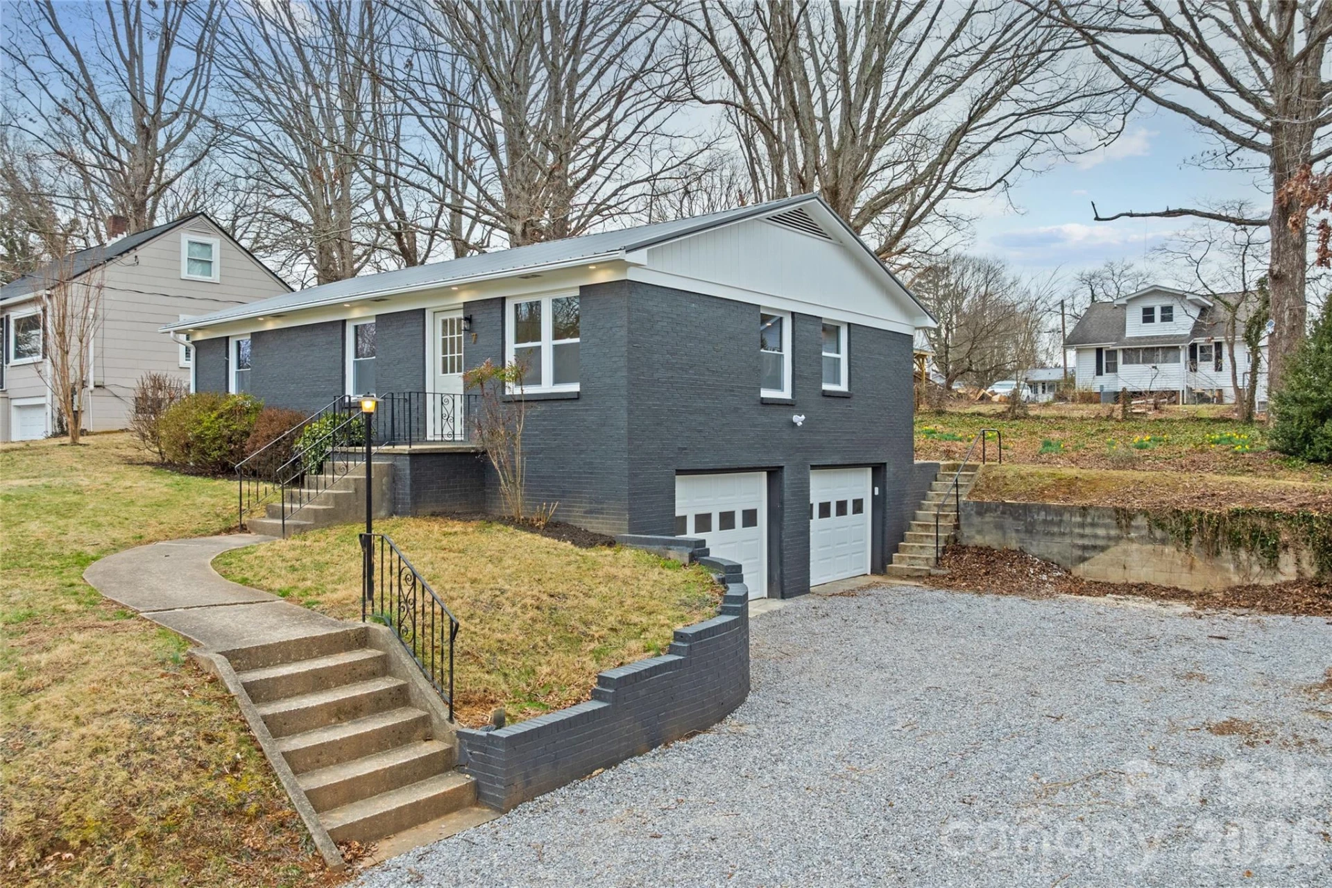 7 Browndale Road - Photo 3