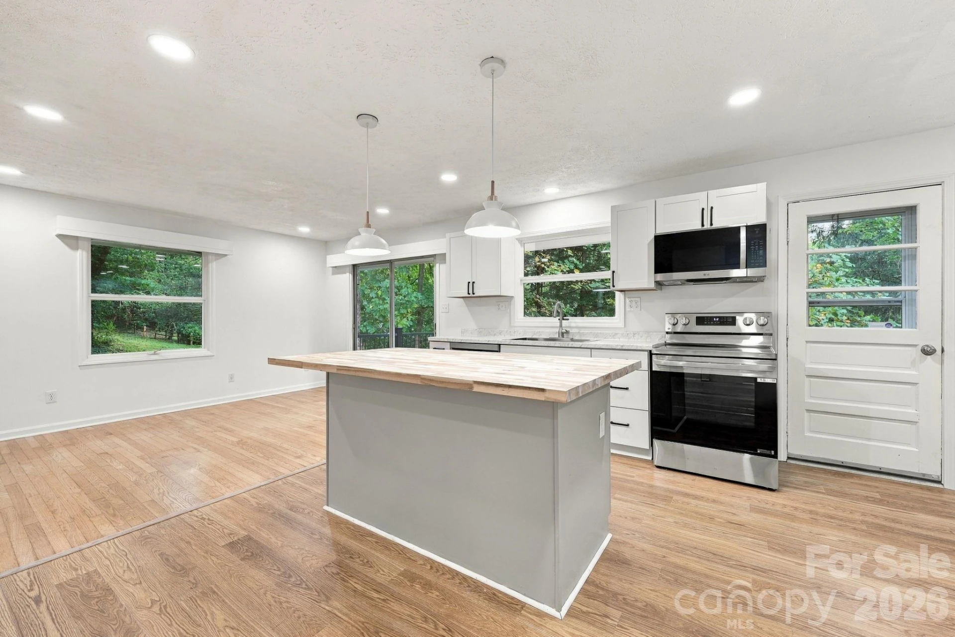 104 Disosway Street - Photo 3