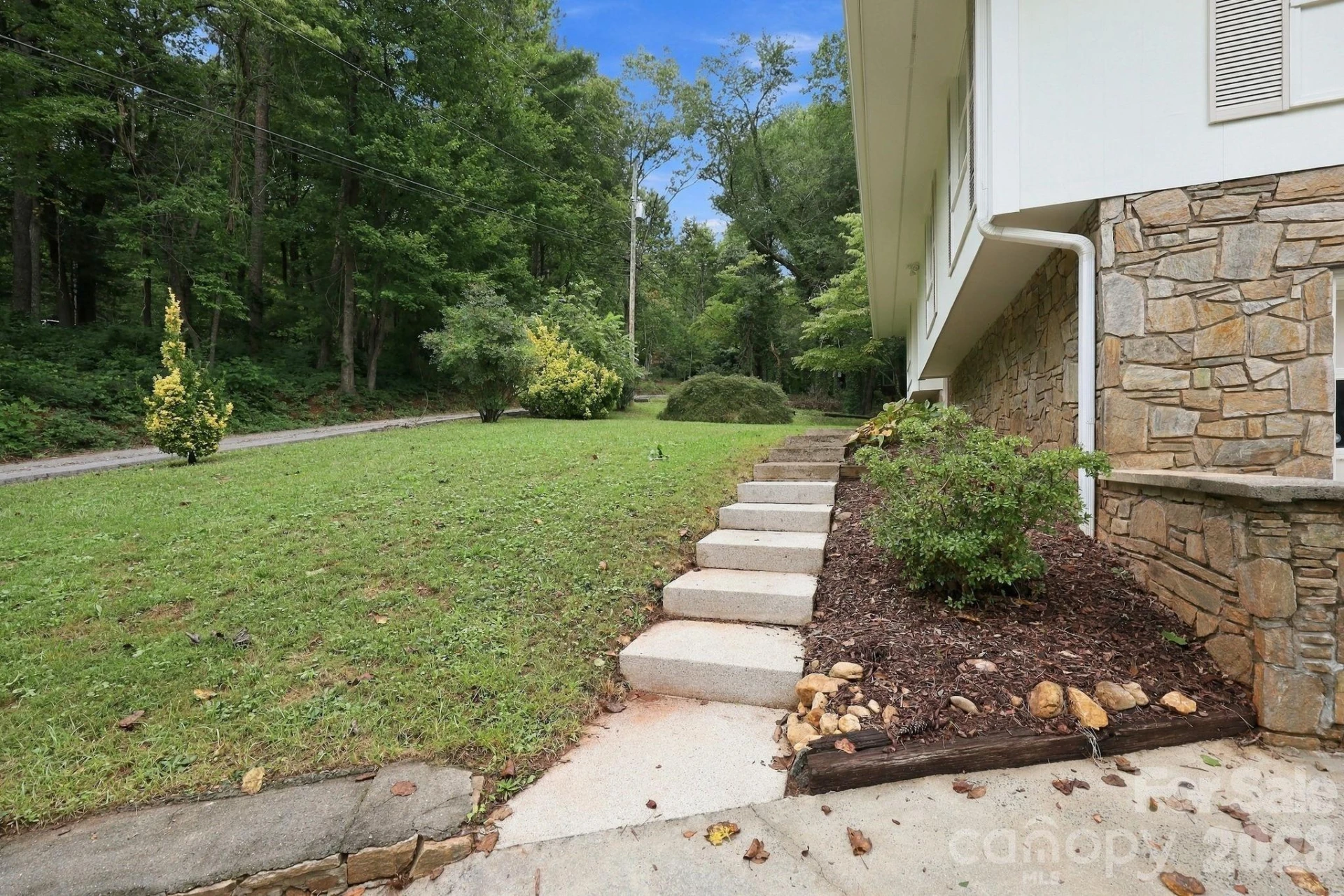 104 Disosway Street - Photo 36