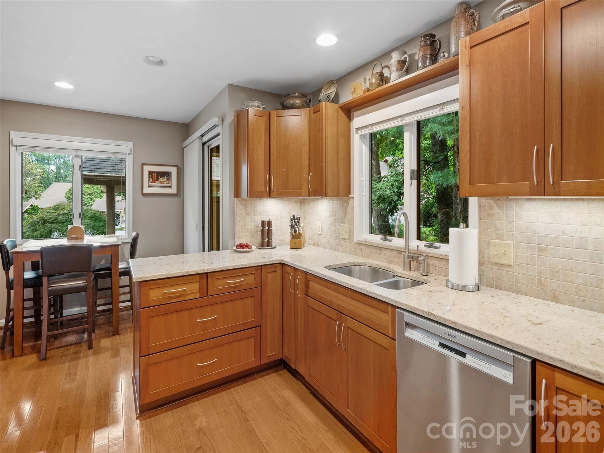 405 Red Oak Drive - Photo 6