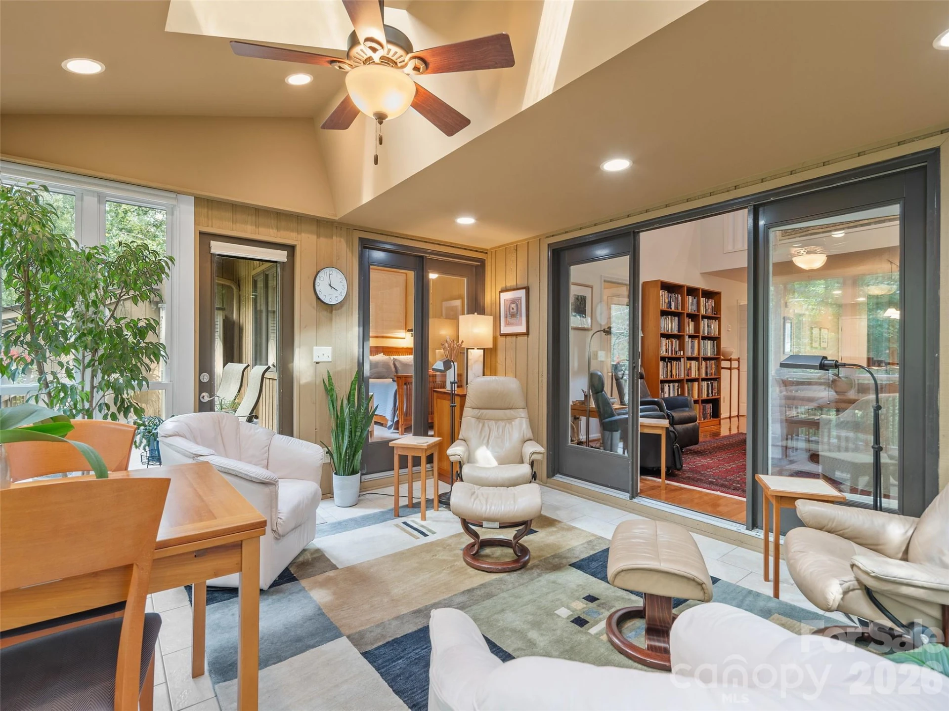 405 Red Oak Drive - Photo 17