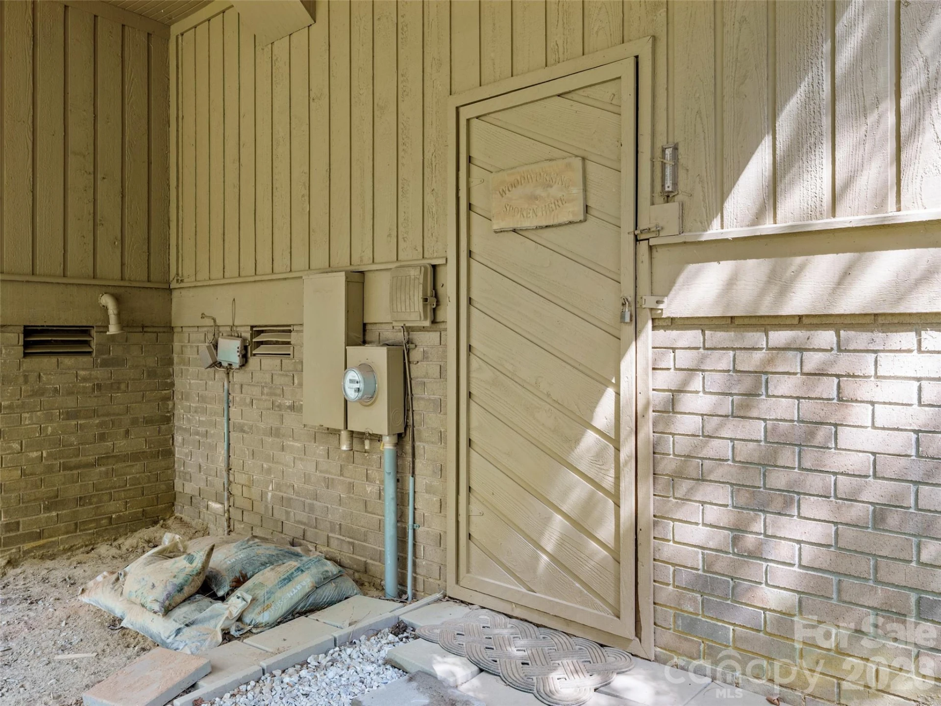 405 Red Oak Drive - Photo 32