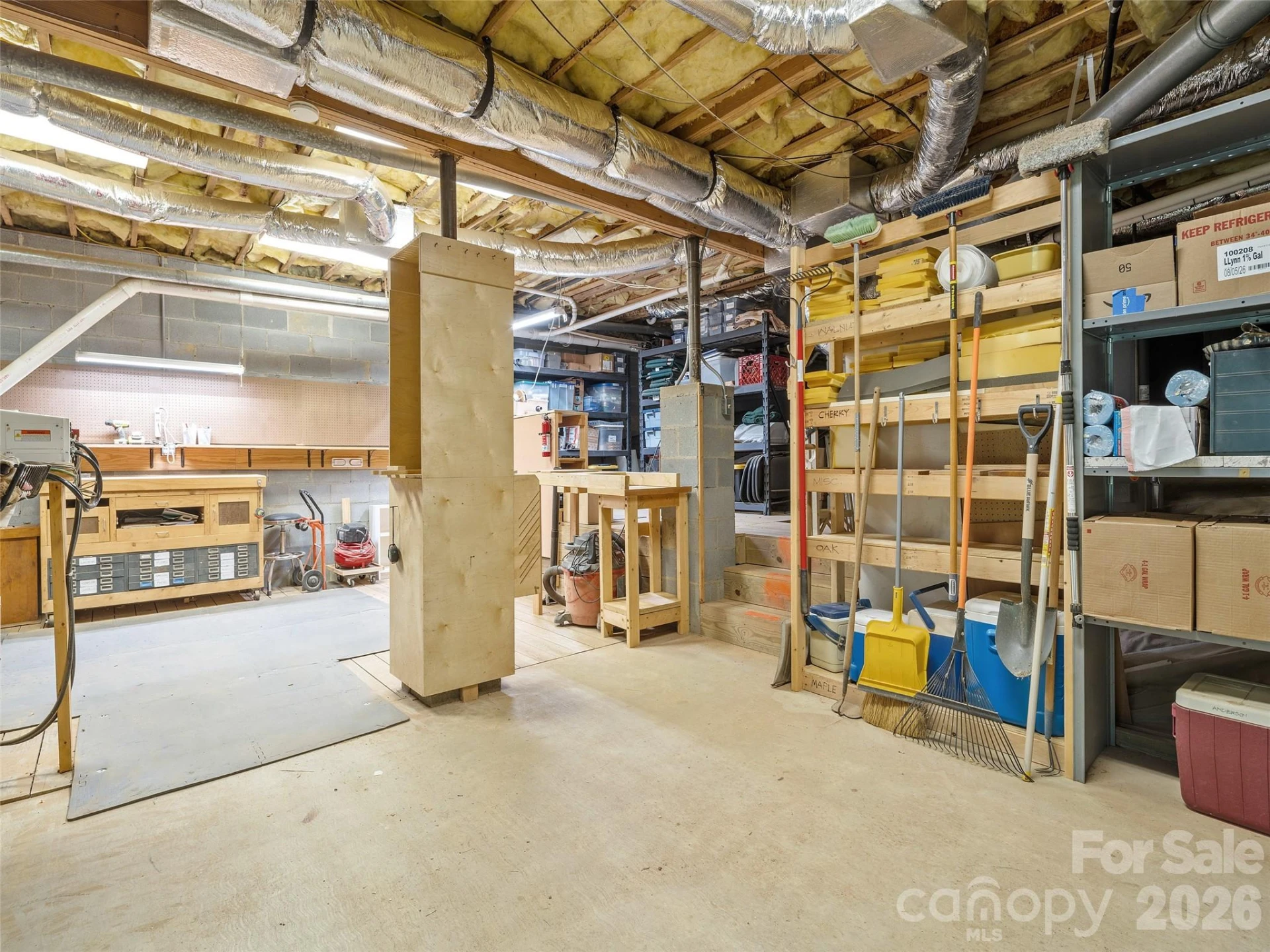 405 Red Oak Drive - Photo 33