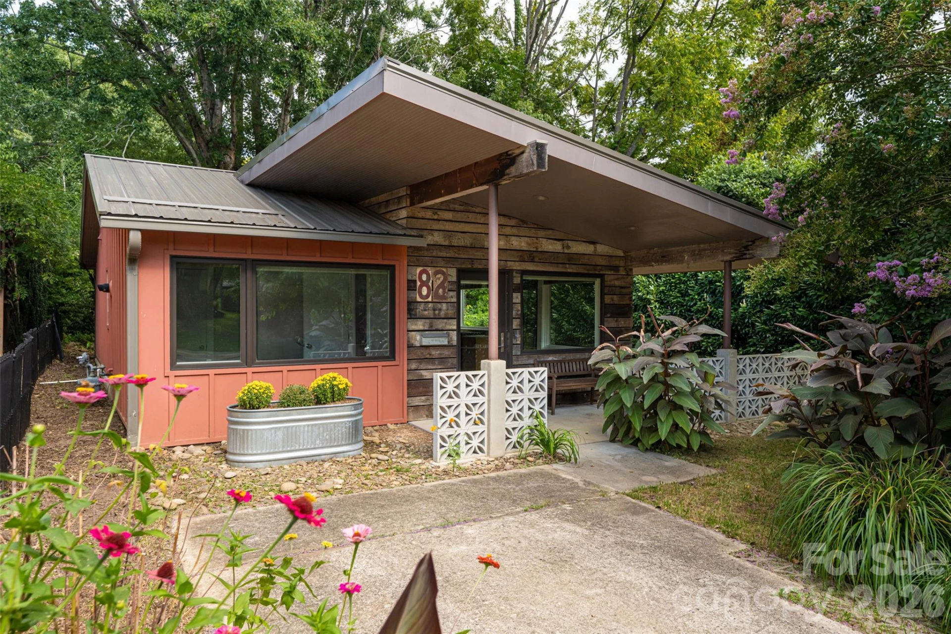 82 Mount Clare Avenue - Photo 3