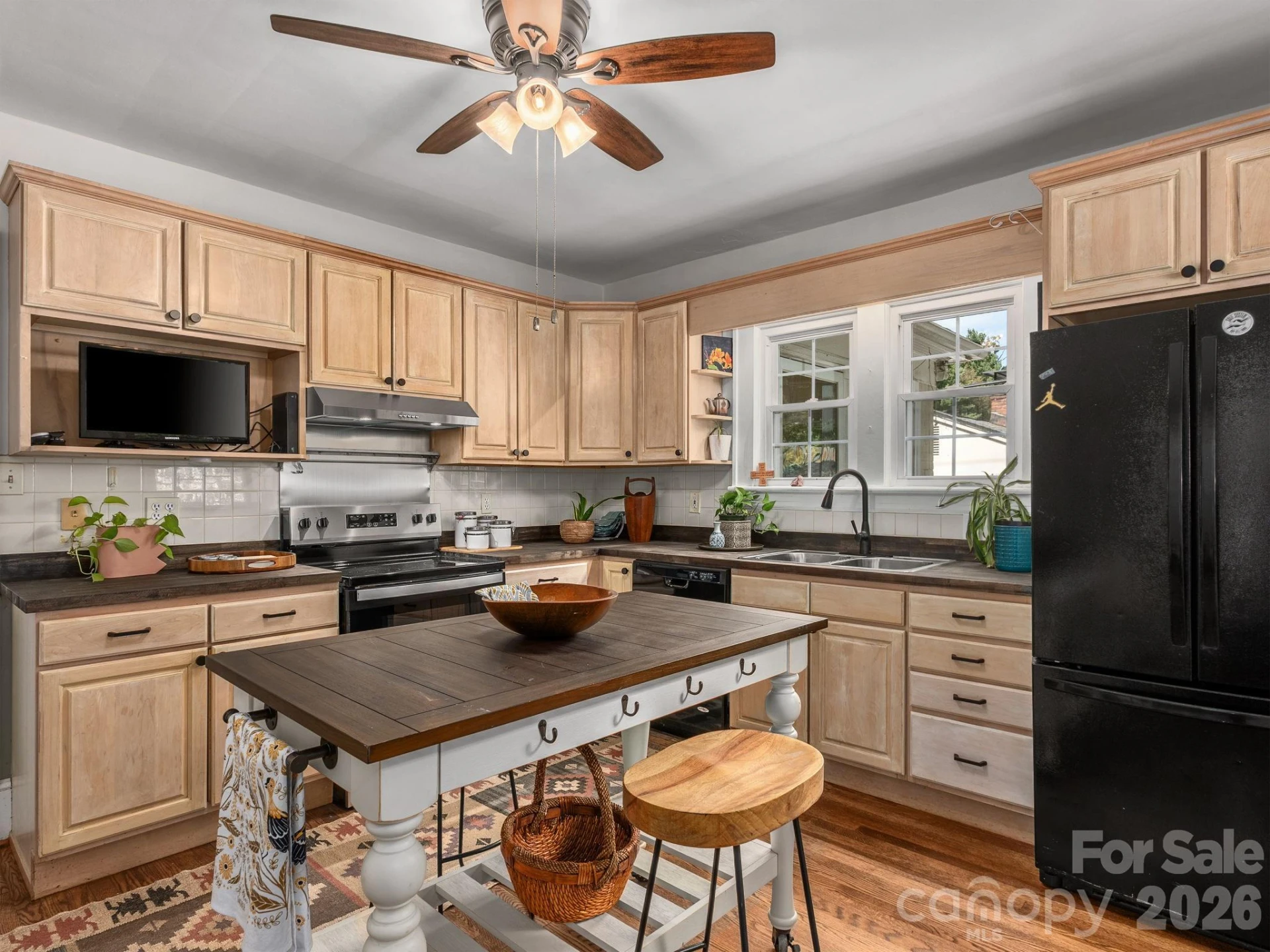 303 Country Club Road - Photo 13