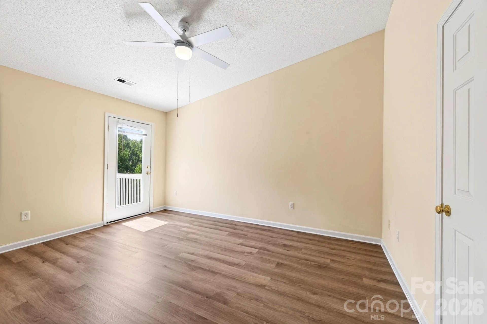 15 Krista Circle #B - Photo 17