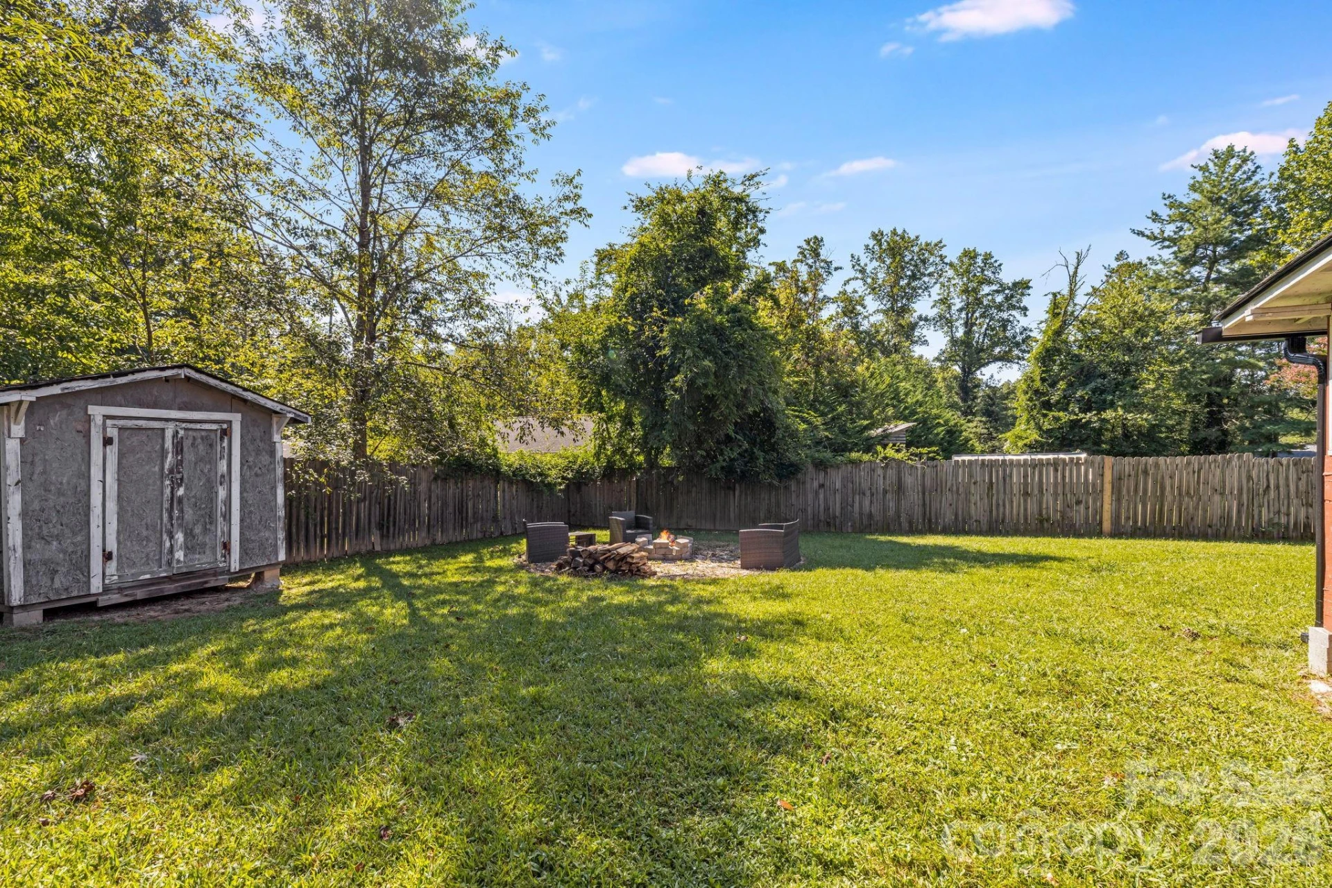 376 School Road E - Photo 35