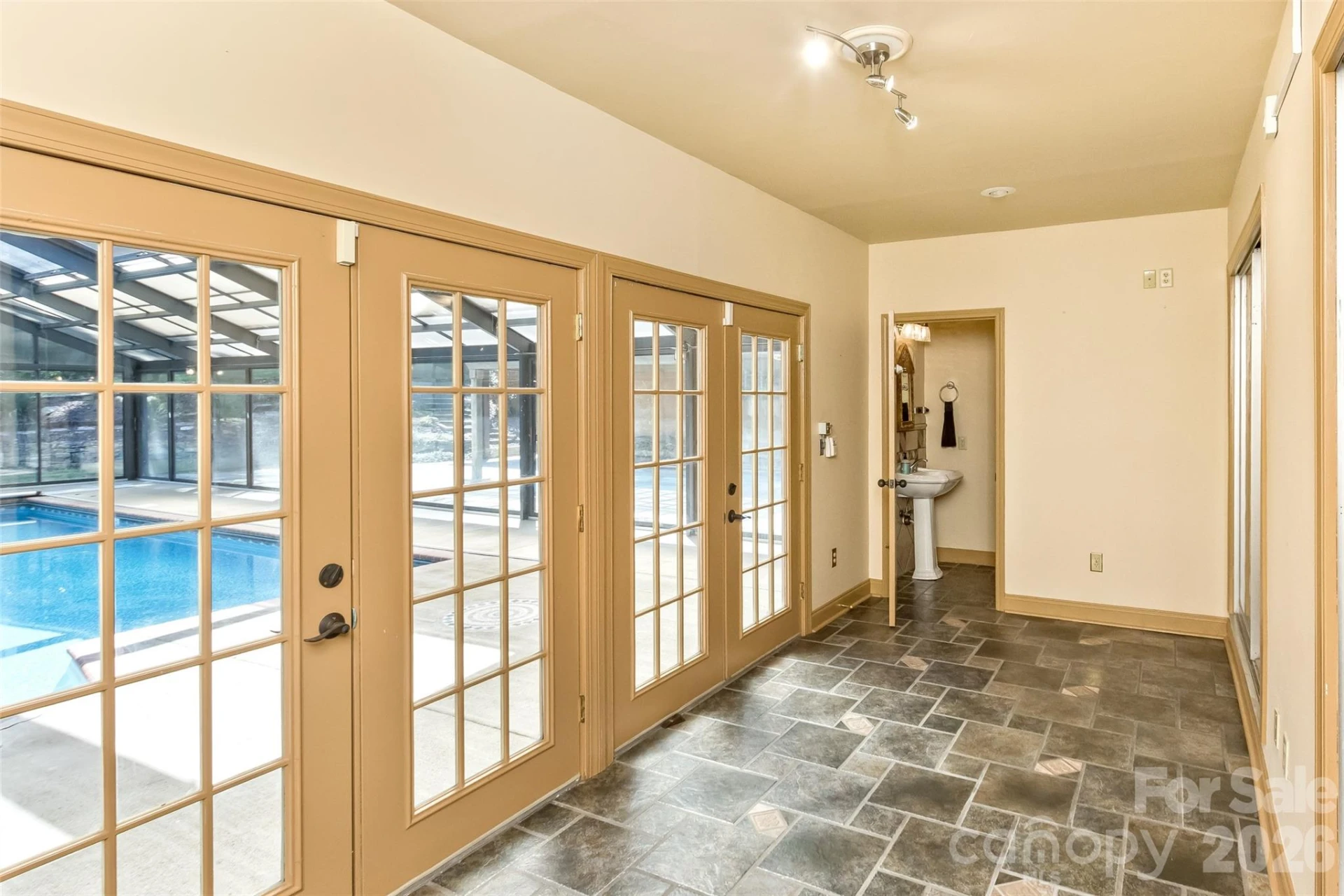16 Spruce Way - Photo 28