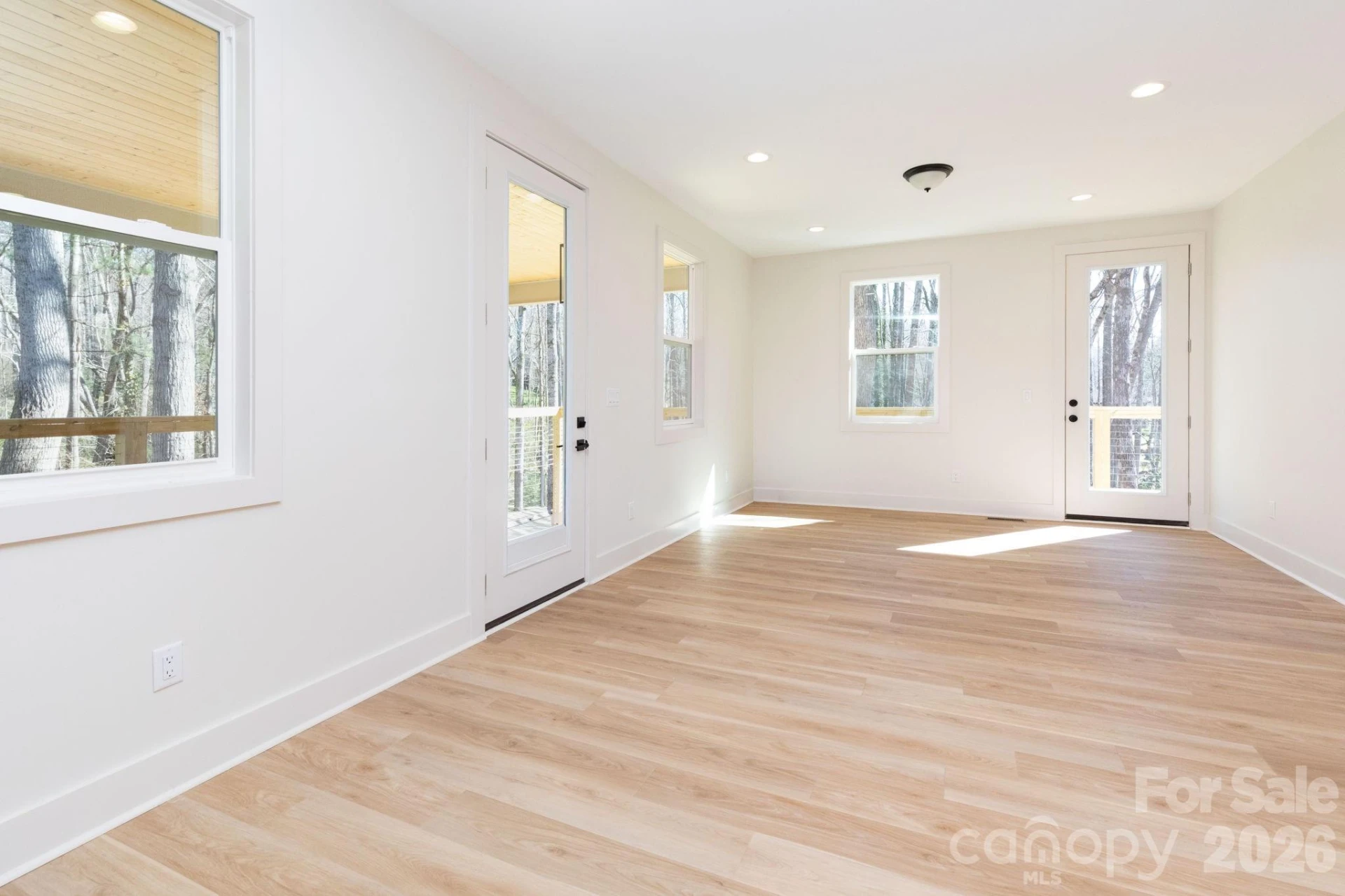 137 E Arbutus Trail - Photo 11