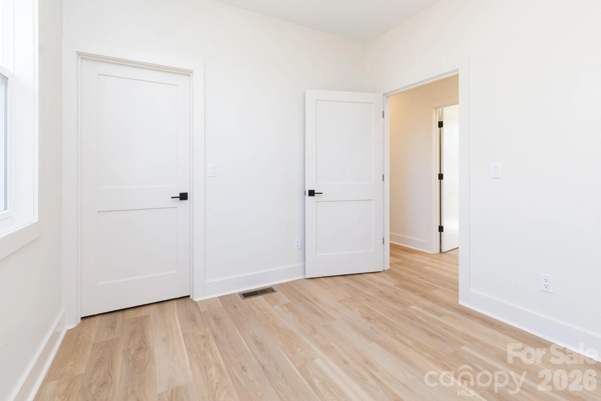 137 E Arbutus Trail - Photo 13