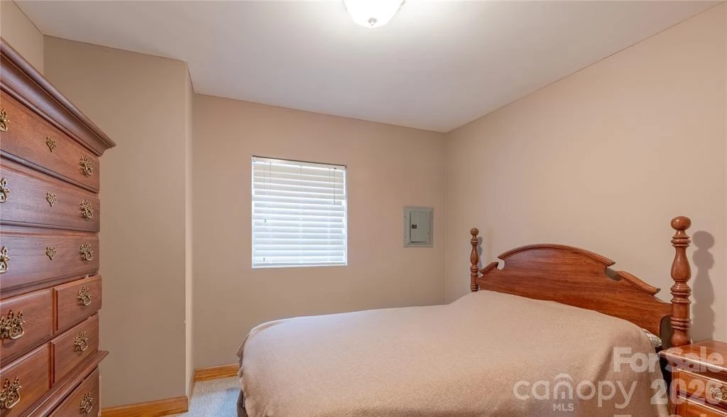 1846 Deer Park Road - Photo 12