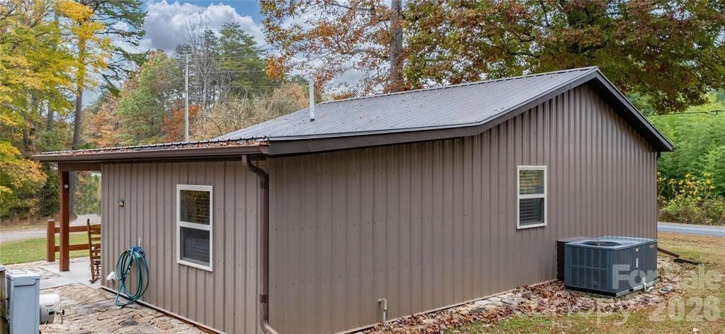 1846 Deer Park Road - Photo 20