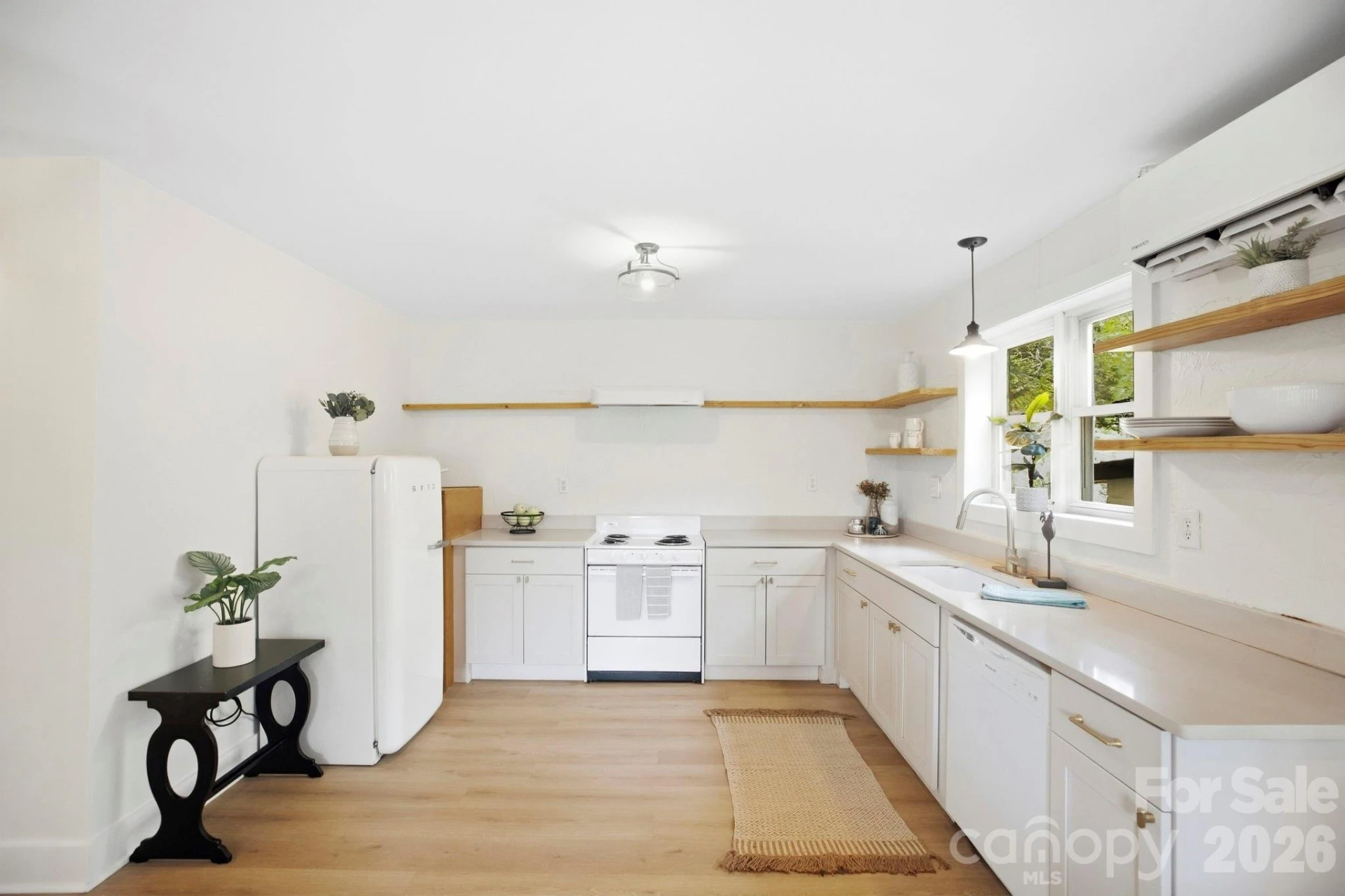 423 Reems Creek Road - Photo 3