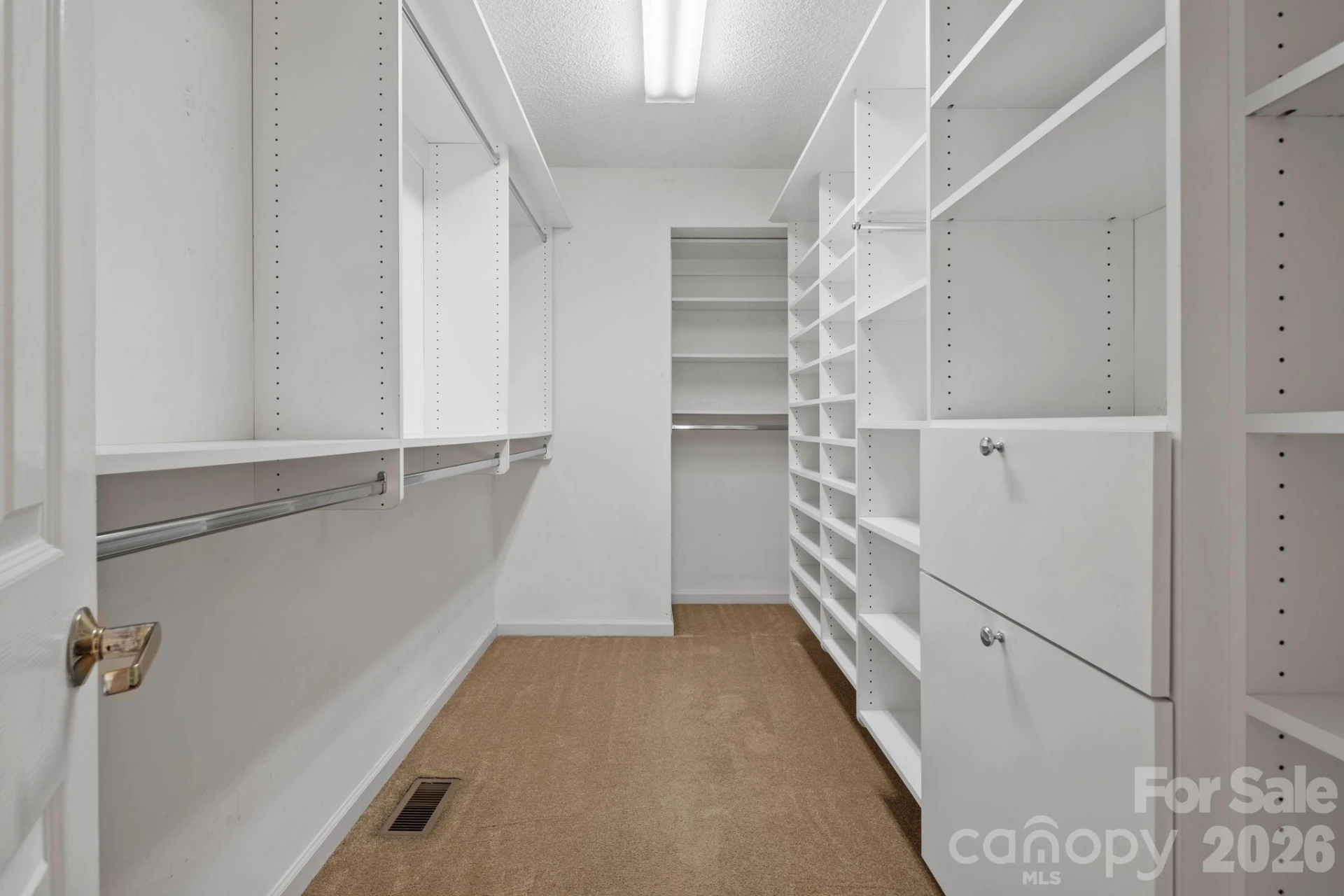 324 DAWNBROOK Drive - Photo 17