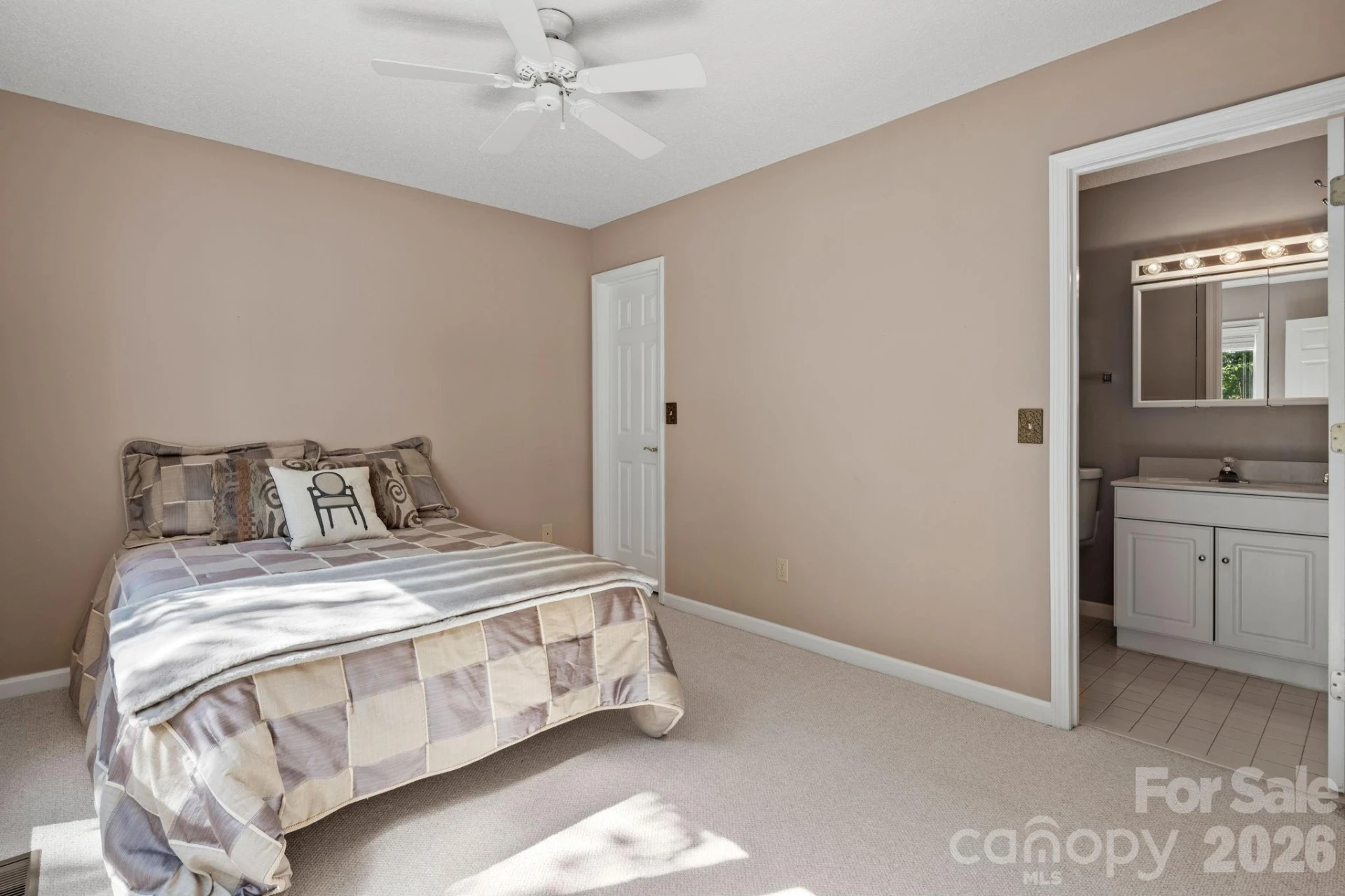 324 DAWNBROOK Drive - Photo 30