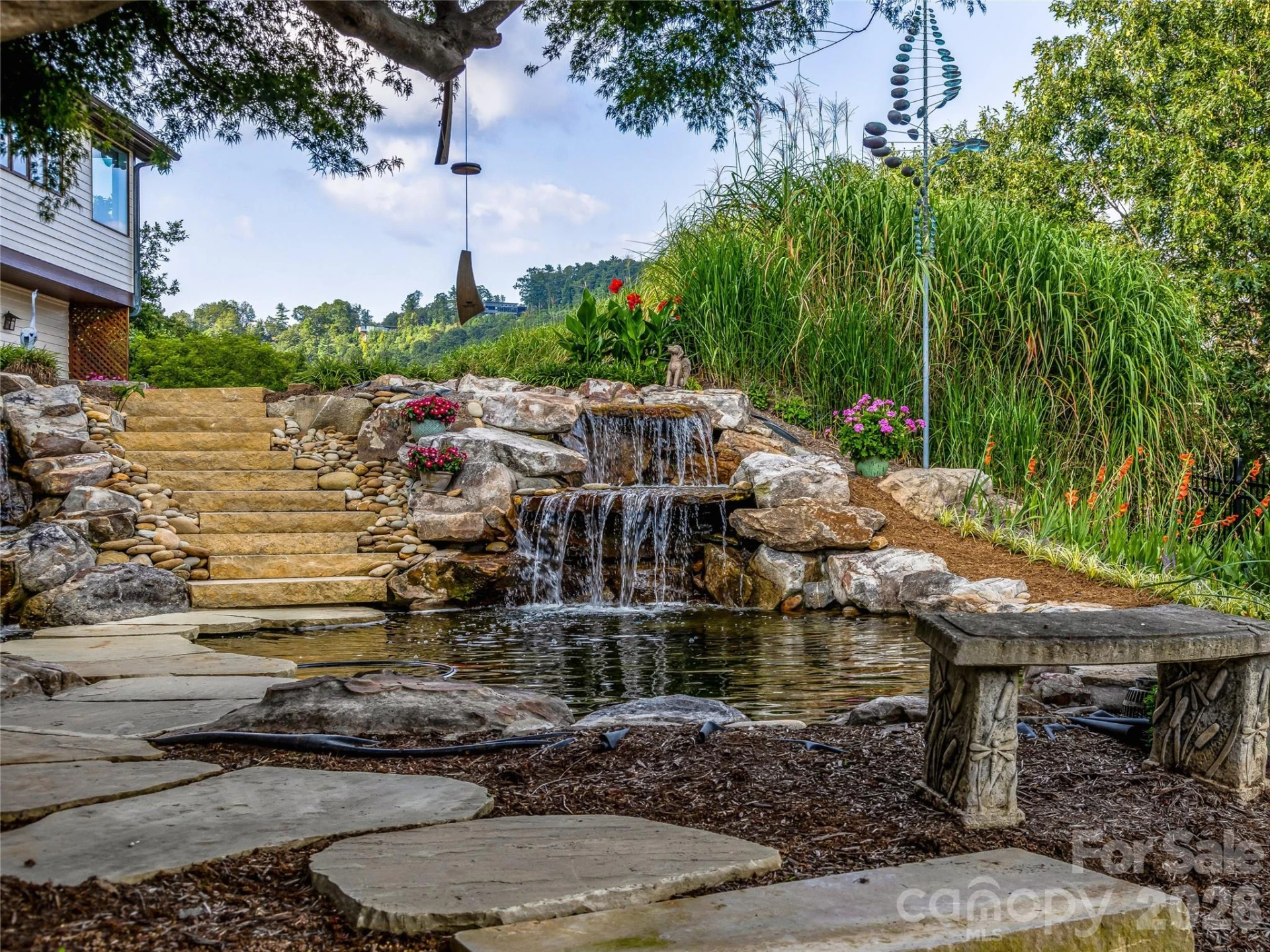 10 Beaverbrook Court - Photo 5