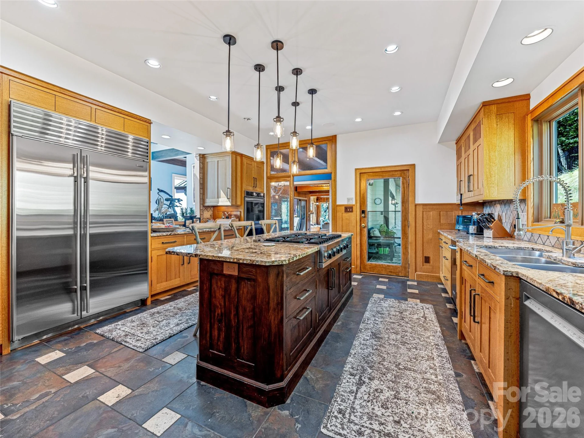 10 Beaverbrook Court - Photo 14