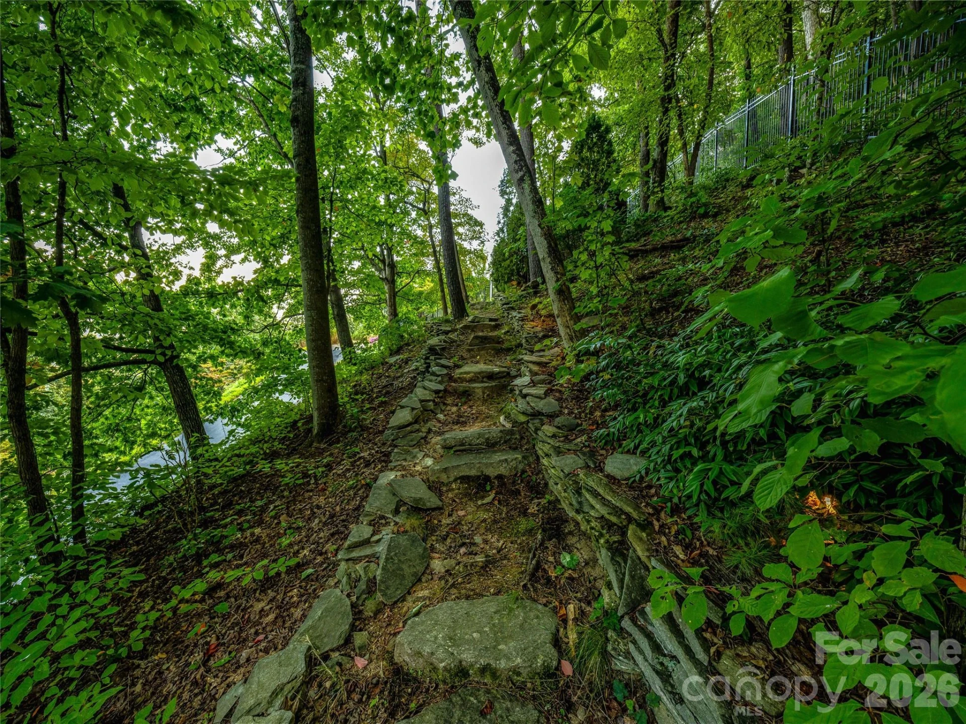 10 Beaverbrook Court - Photo 37
