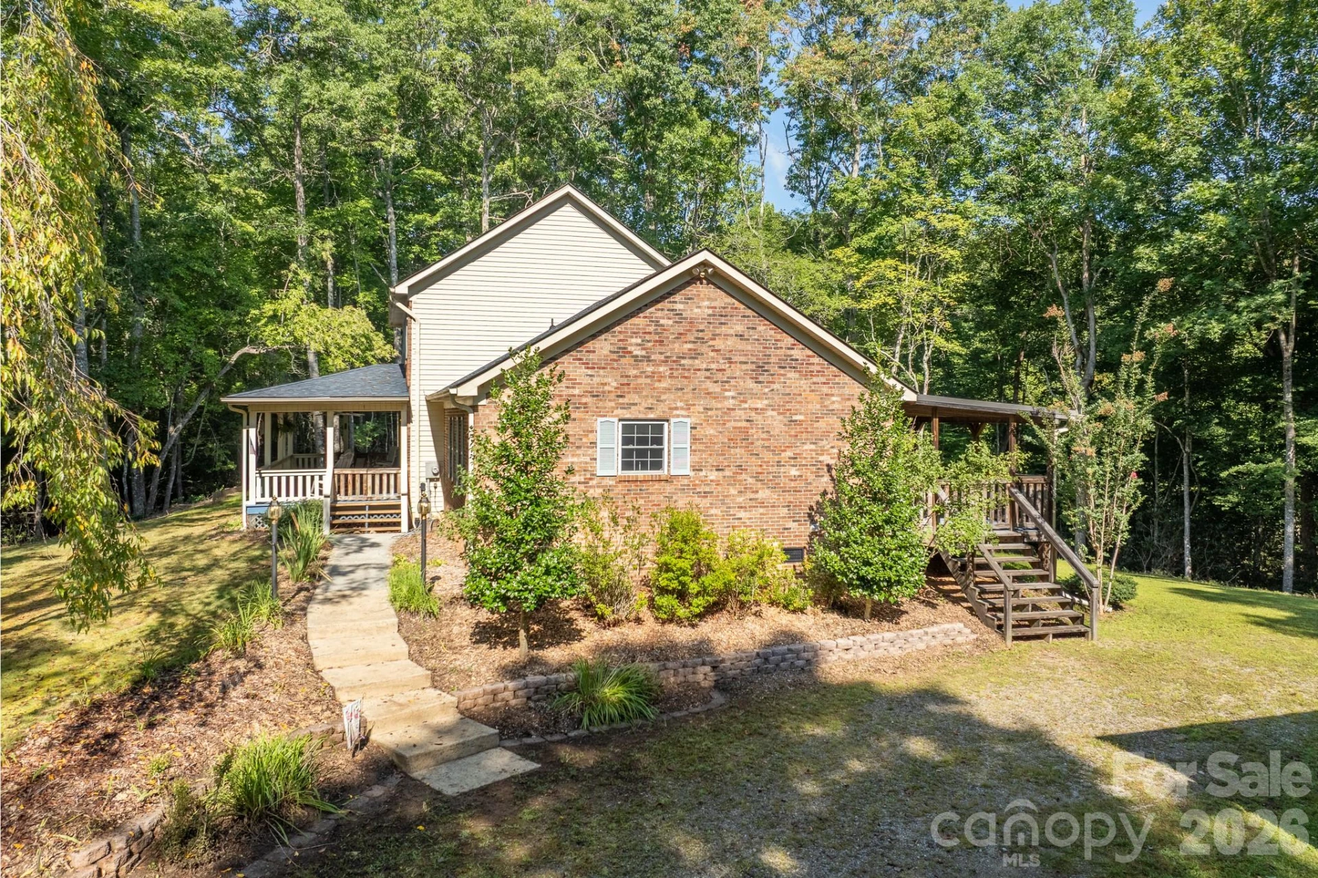 1886 Tanasee Gap Road - Photo 2