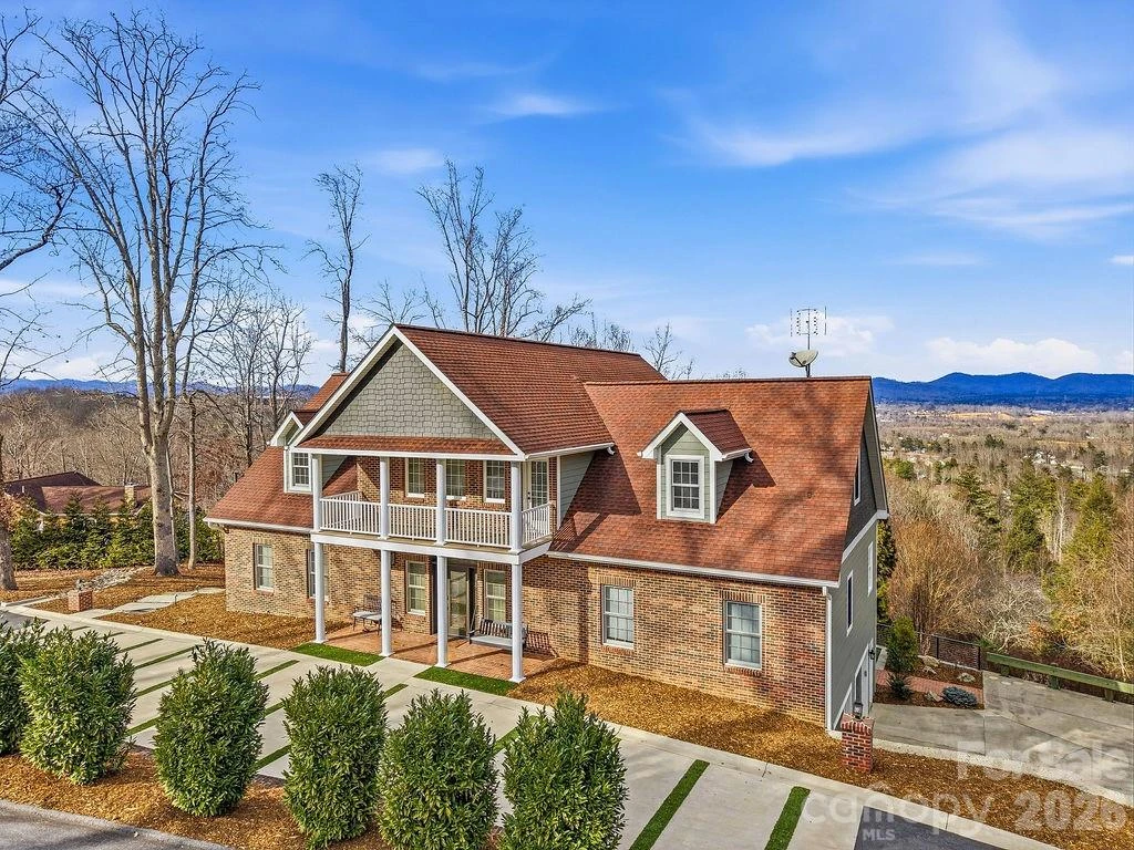 38 Sweetwater Oaks Drive - Photo 2